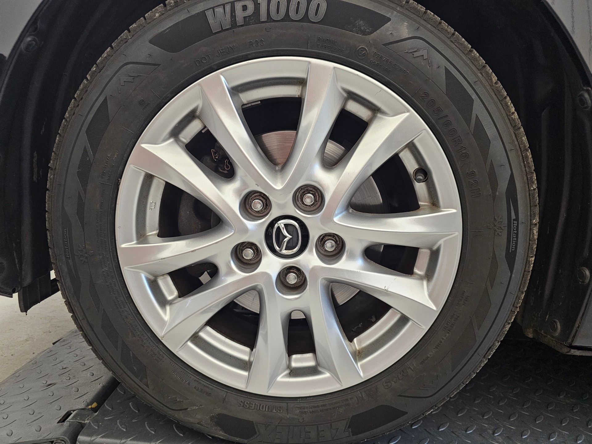 MAZDA 3 1.5 16V Ambition-image-25