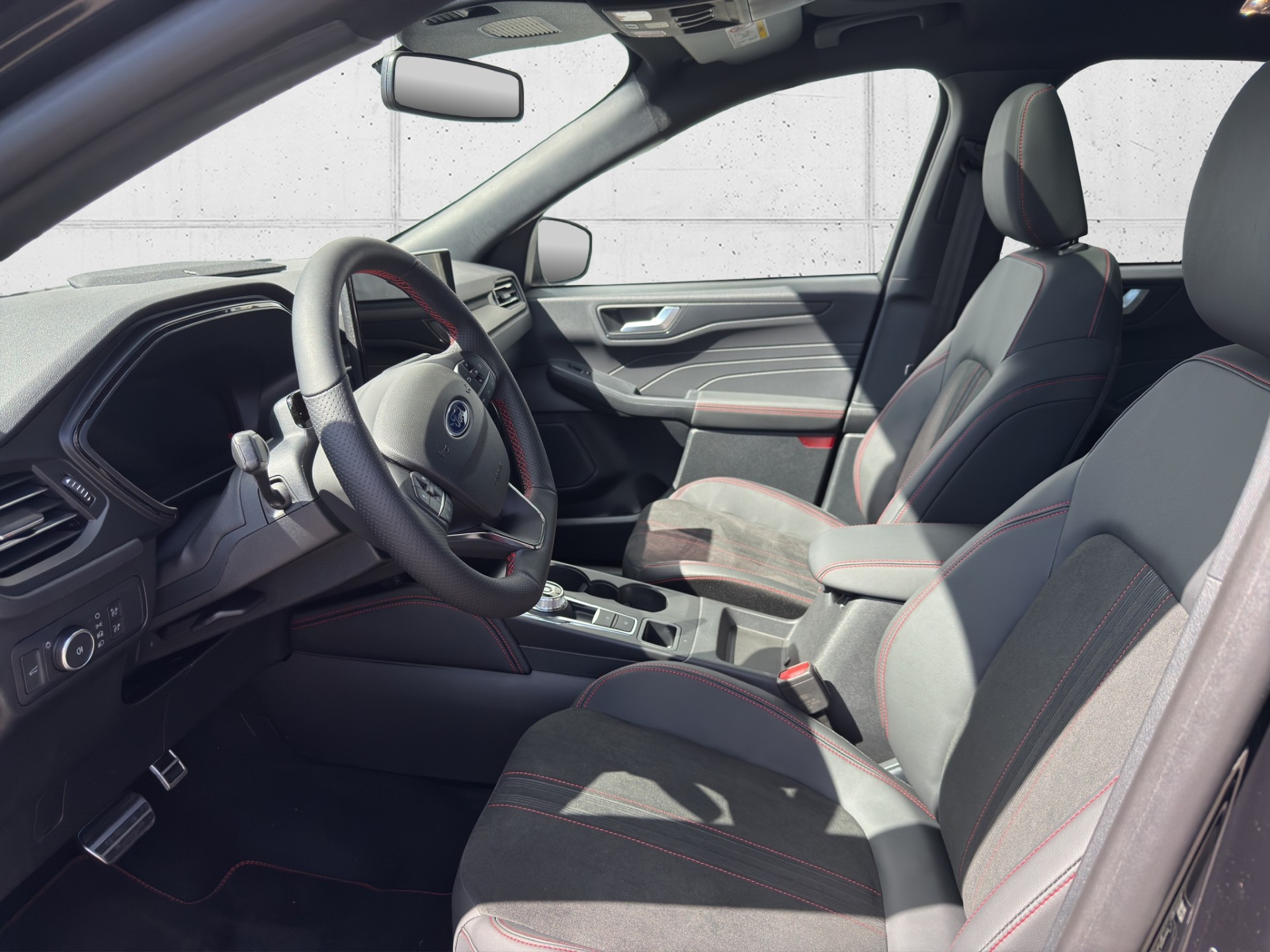 FORD Kuga 2.5 Hybrid ST-Line X 4x4 black&white Ed.-image-5