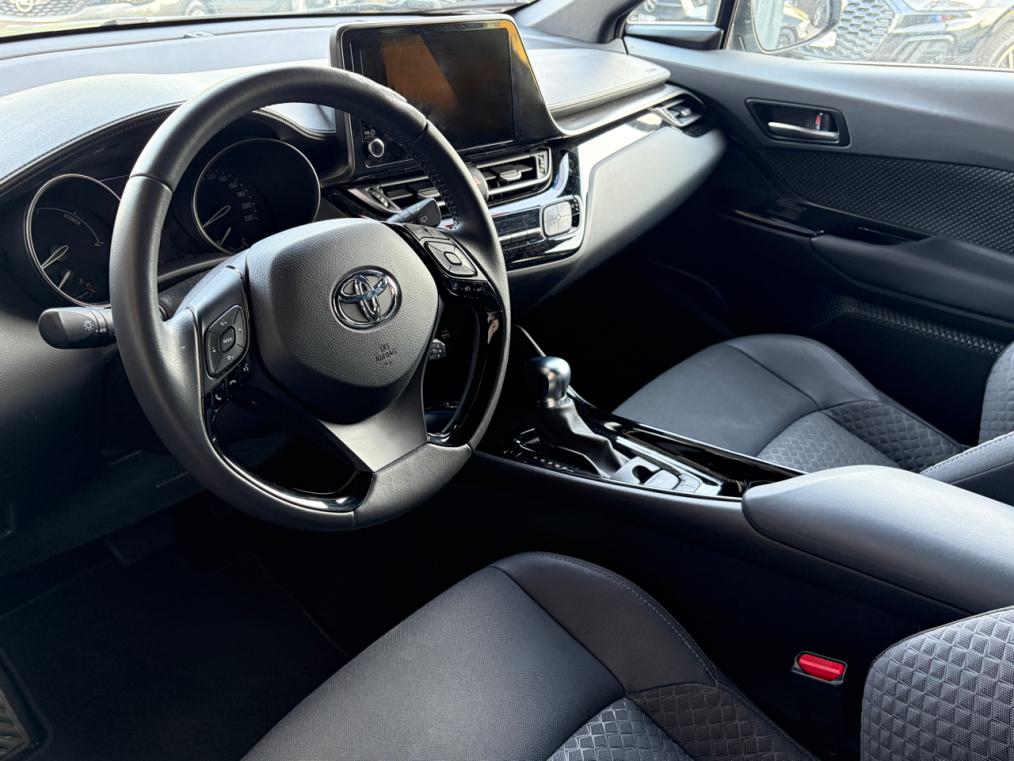 TOYOTA C-HR 1.8 HSD CVT Trend-image-3