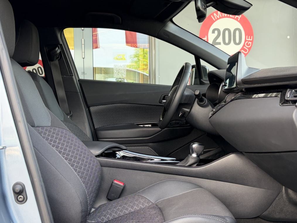 TOYOTA C-HR 1.8 HSD CVT Trend-image-7