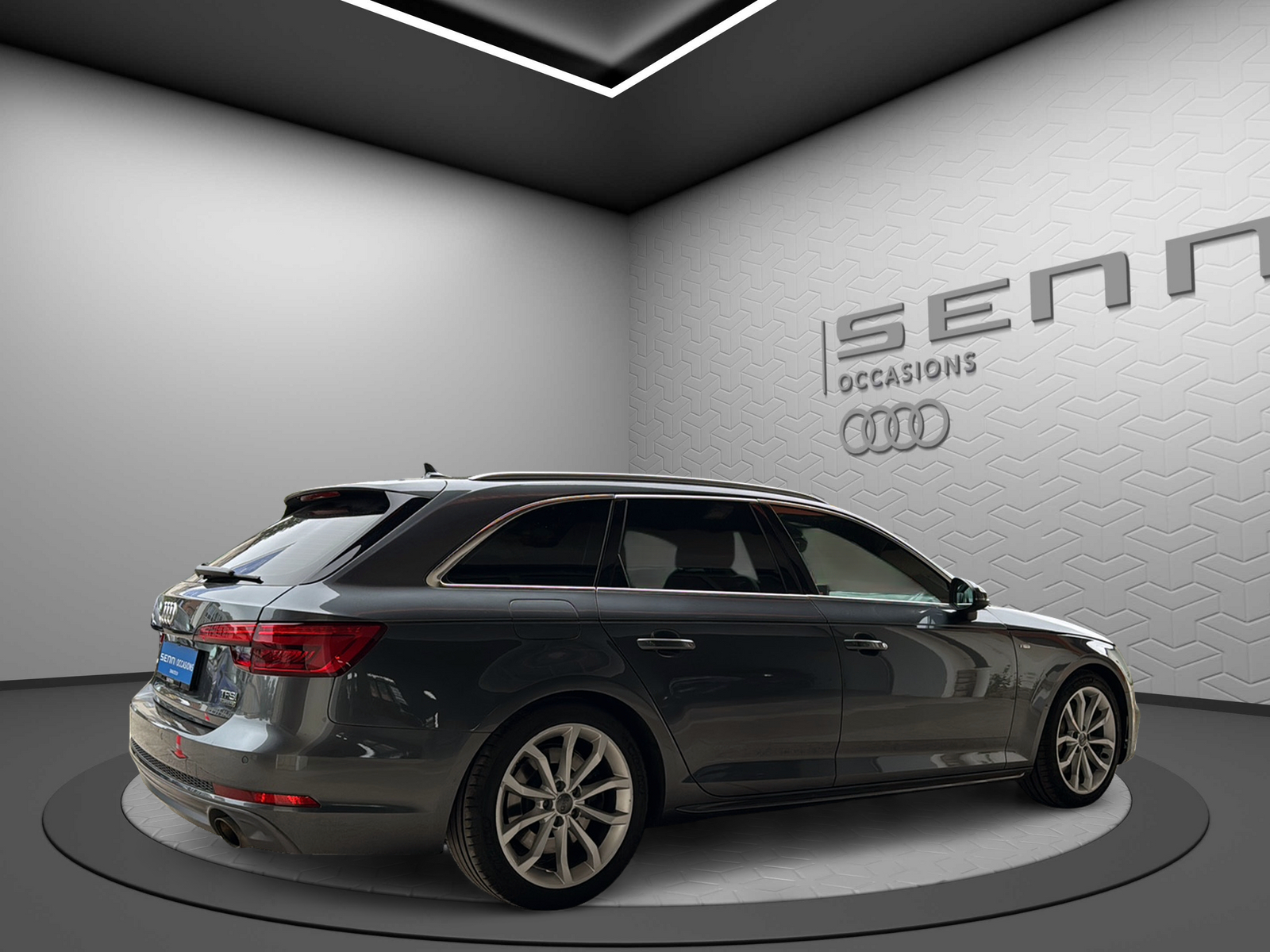 AUDI A4 Avant 2.0 TFSI Sport quattro S-tronic-image-5