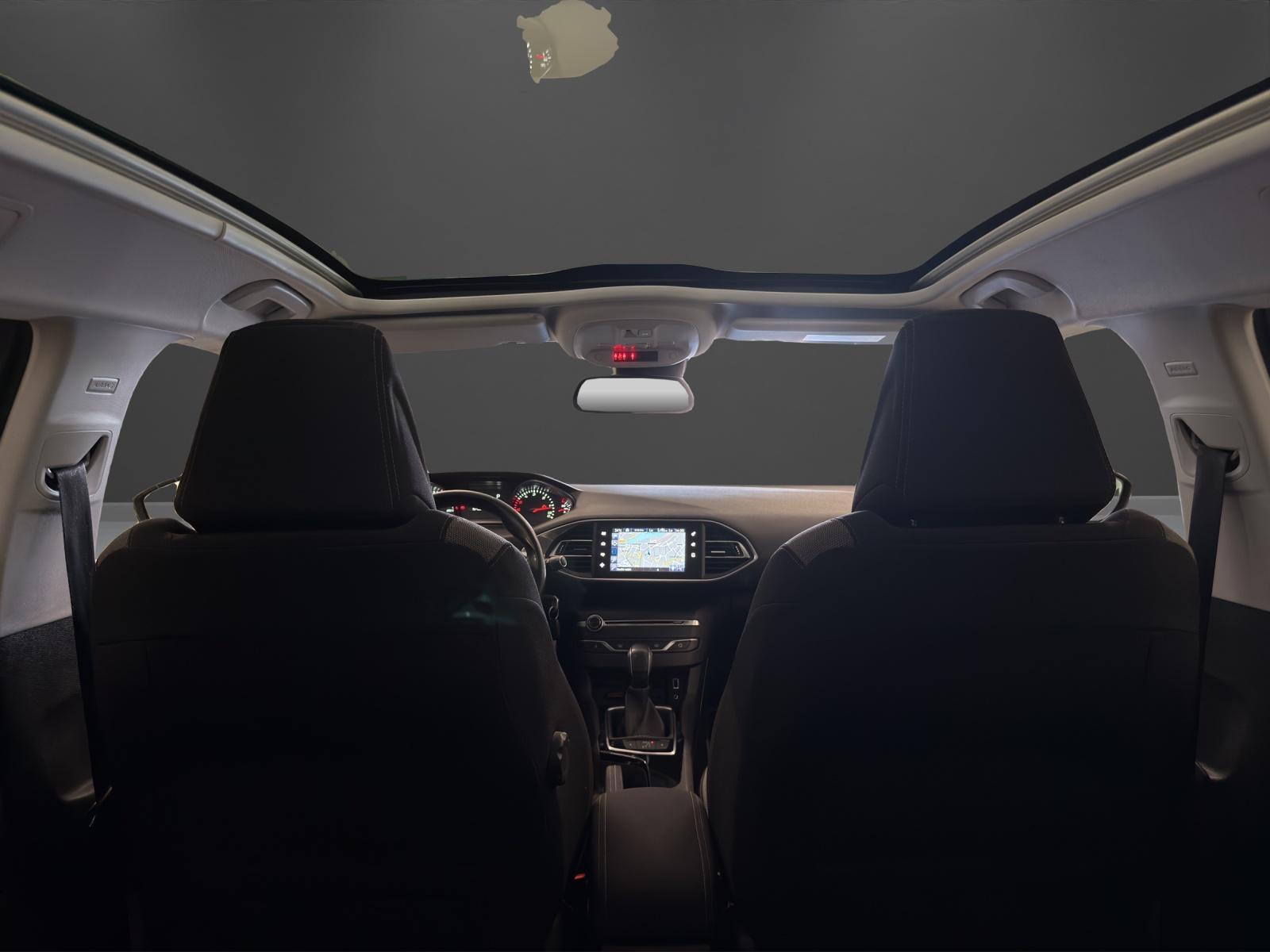 PEUGEOT 308 SW 1.6 BlueHDI Allure Automatic-image-12