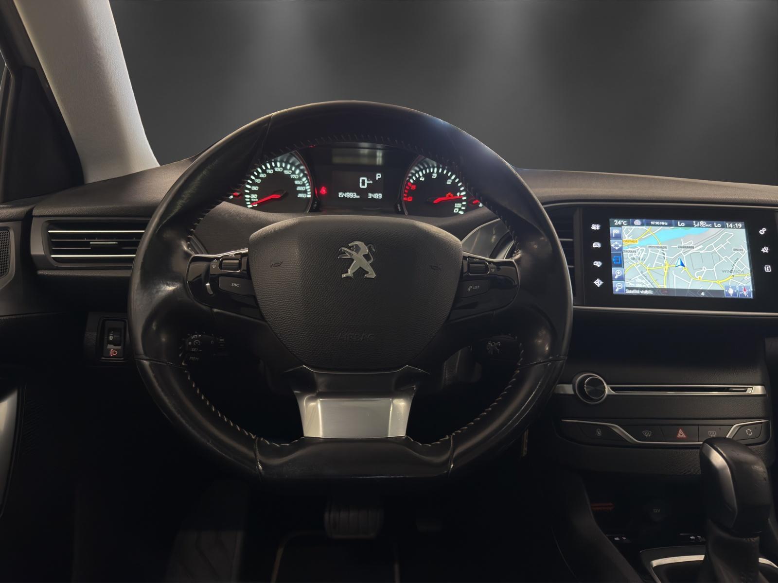 PEUGEOT 308 SW 1.6 BlueHDI Allure Automatic-image-13