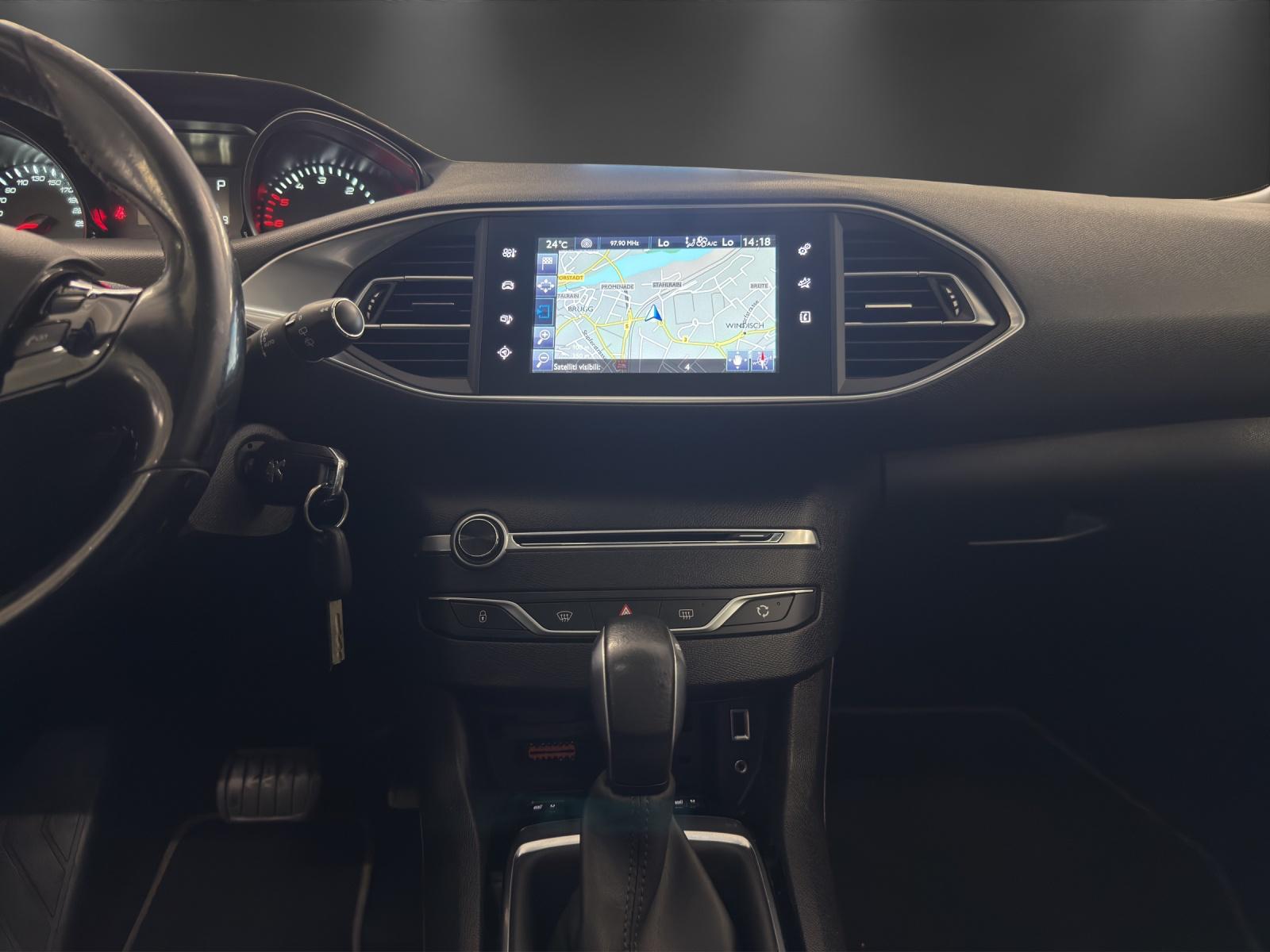 PEUGEOT 308 SW 1.6 BlueHDI Allure Automatic-image-10