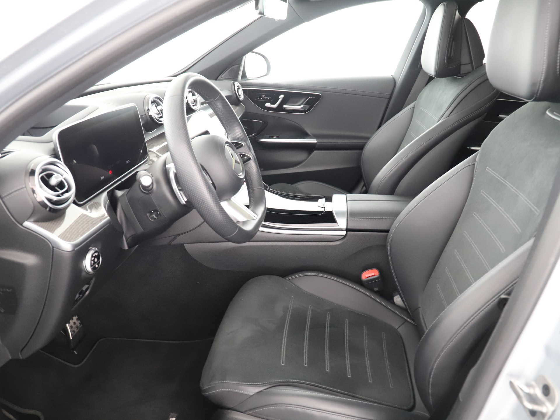 MERCEDES-BENZ C 300 T 4 Matic AMG Line-image-9