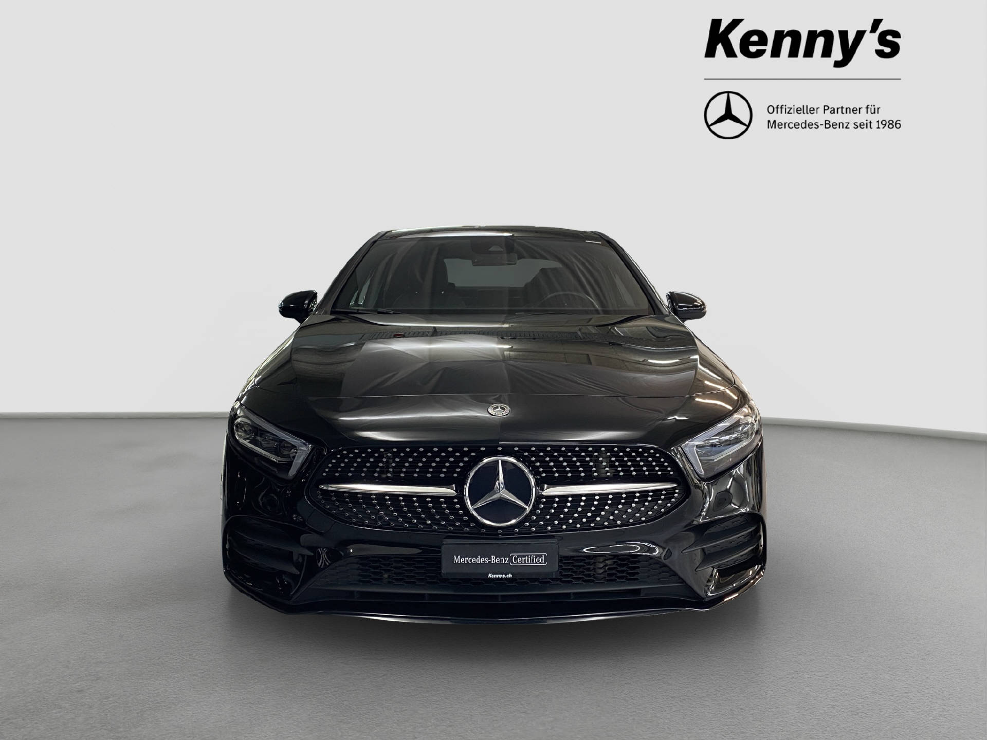 MERCEDES-BENZ A 220 AMG Line Limousine-image-1