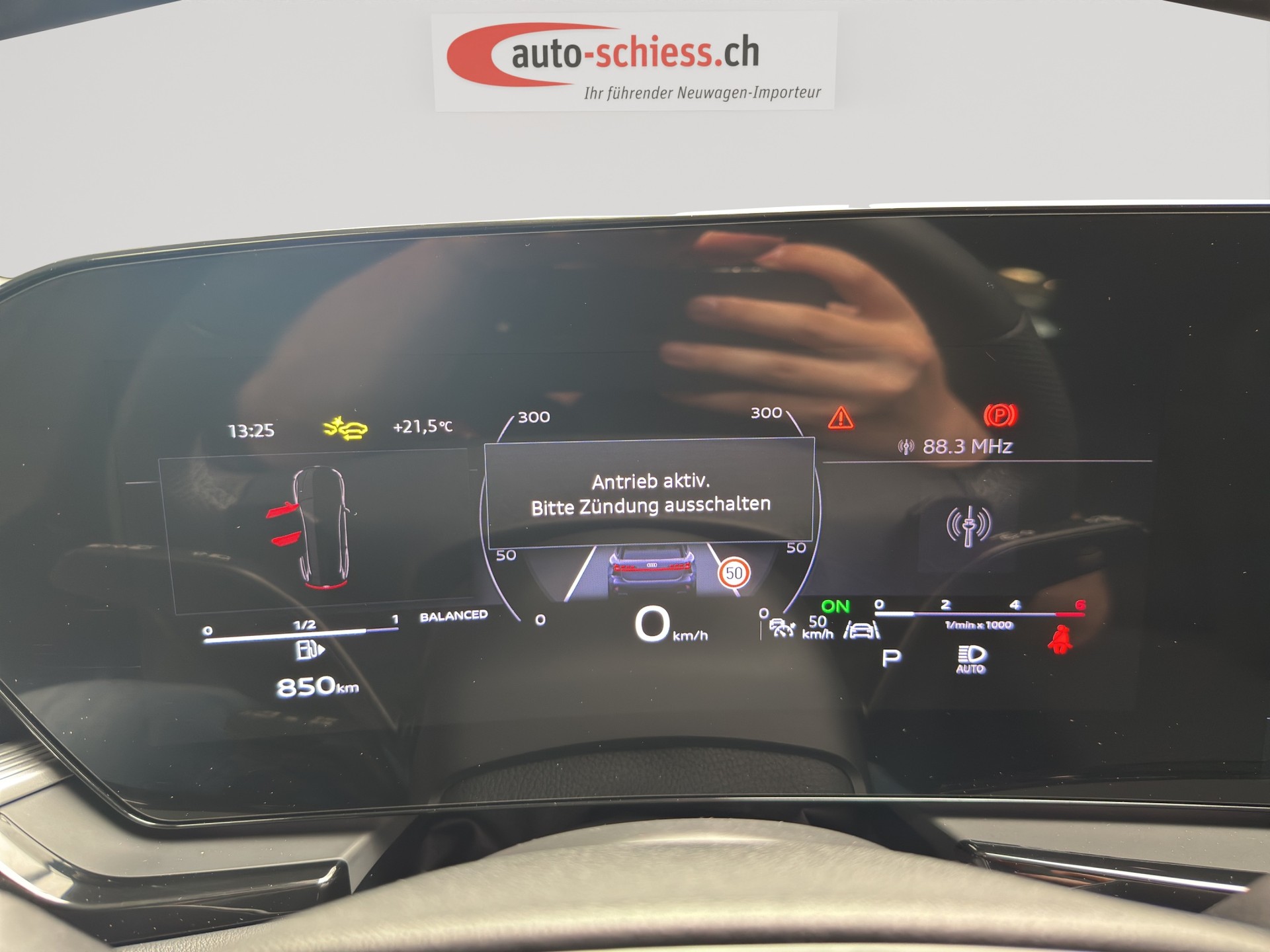 AUDI A6 Avant TDI 150 kW S tronic S-Line-image-10