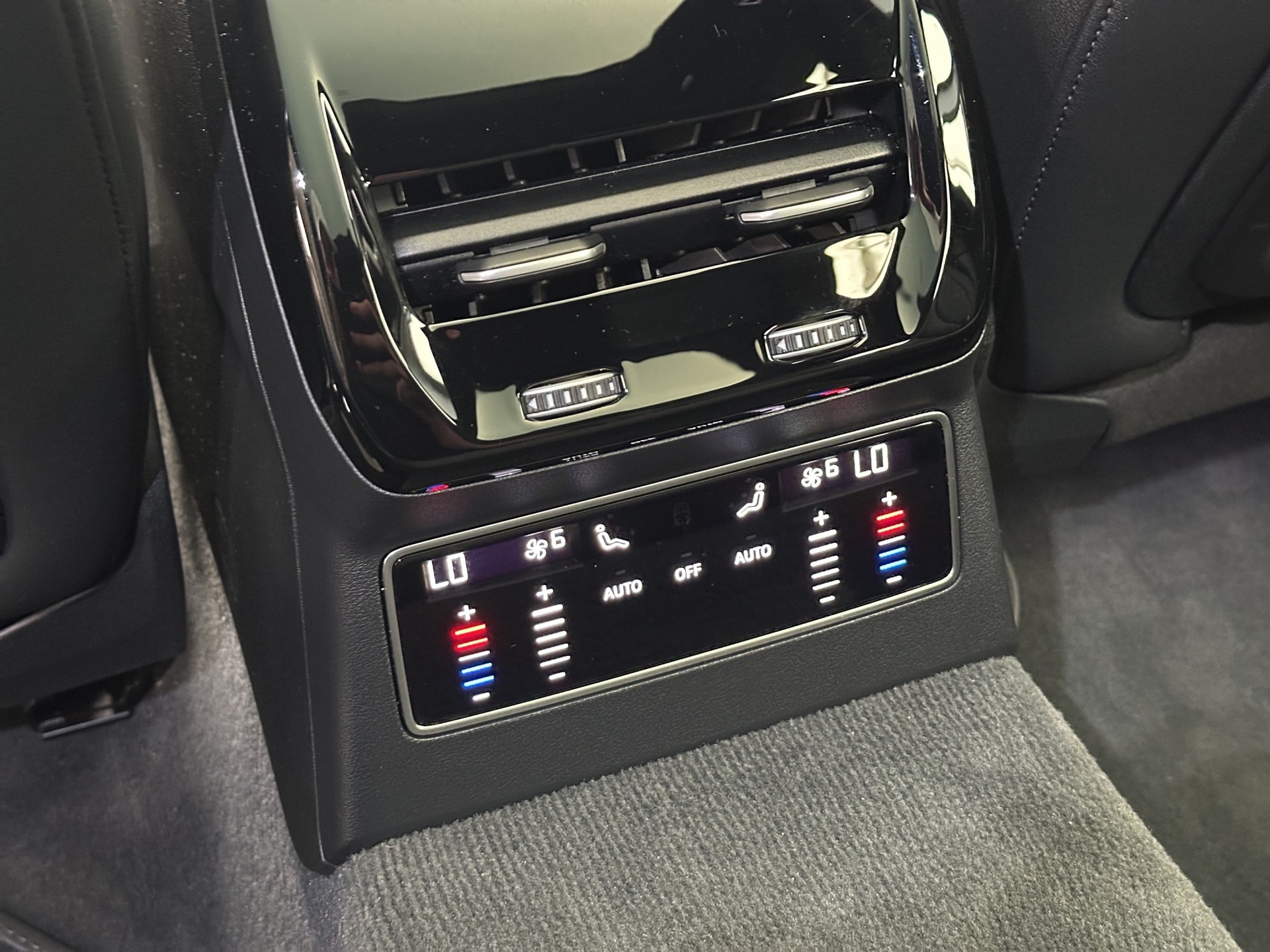 AUDI A6 Avant TDI 150 kW S tronic S-Line-image-14