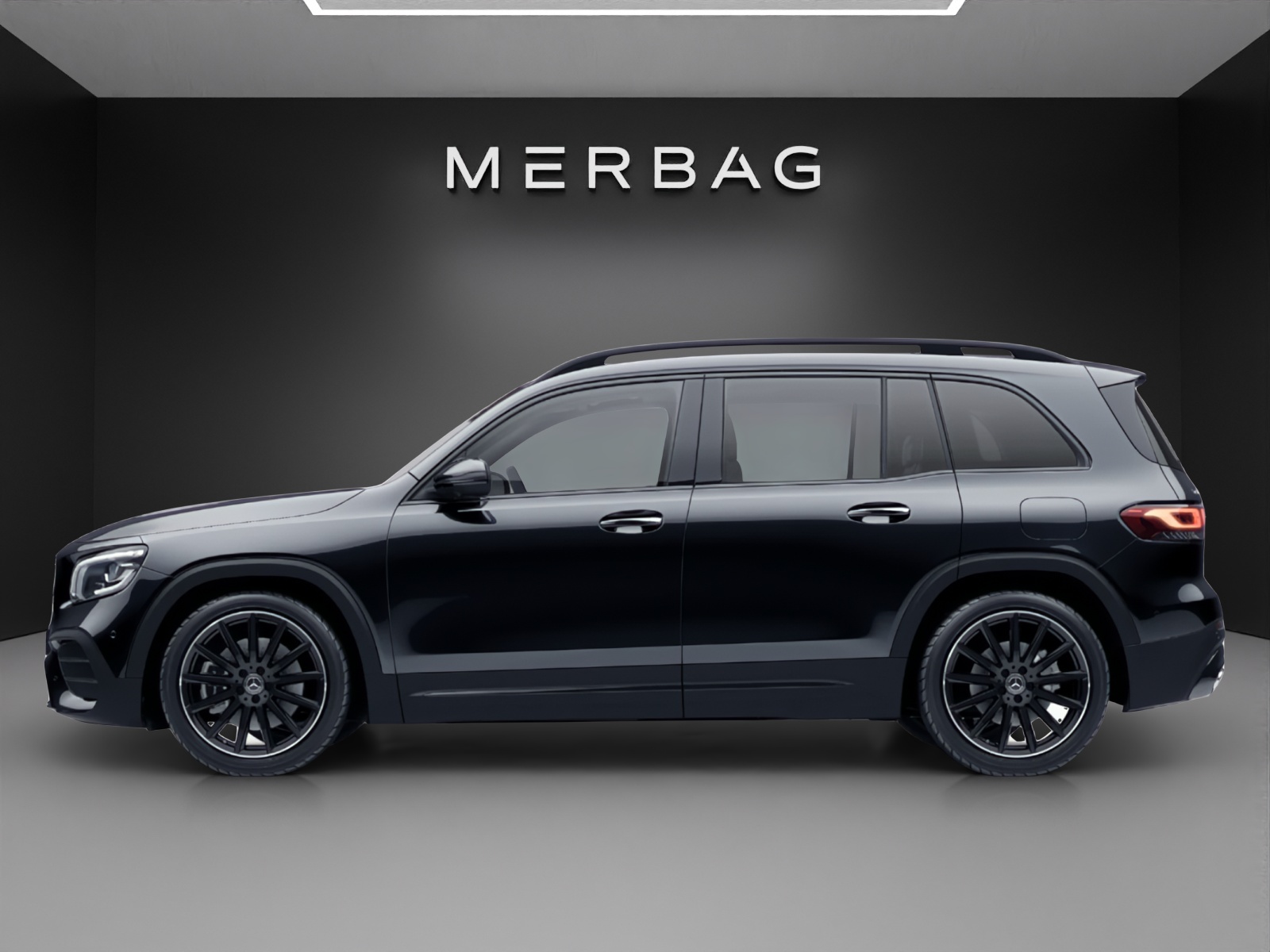MERCEDES-BENZ GLB 250 4Matic AMG Line 8G-Tronic-image-2