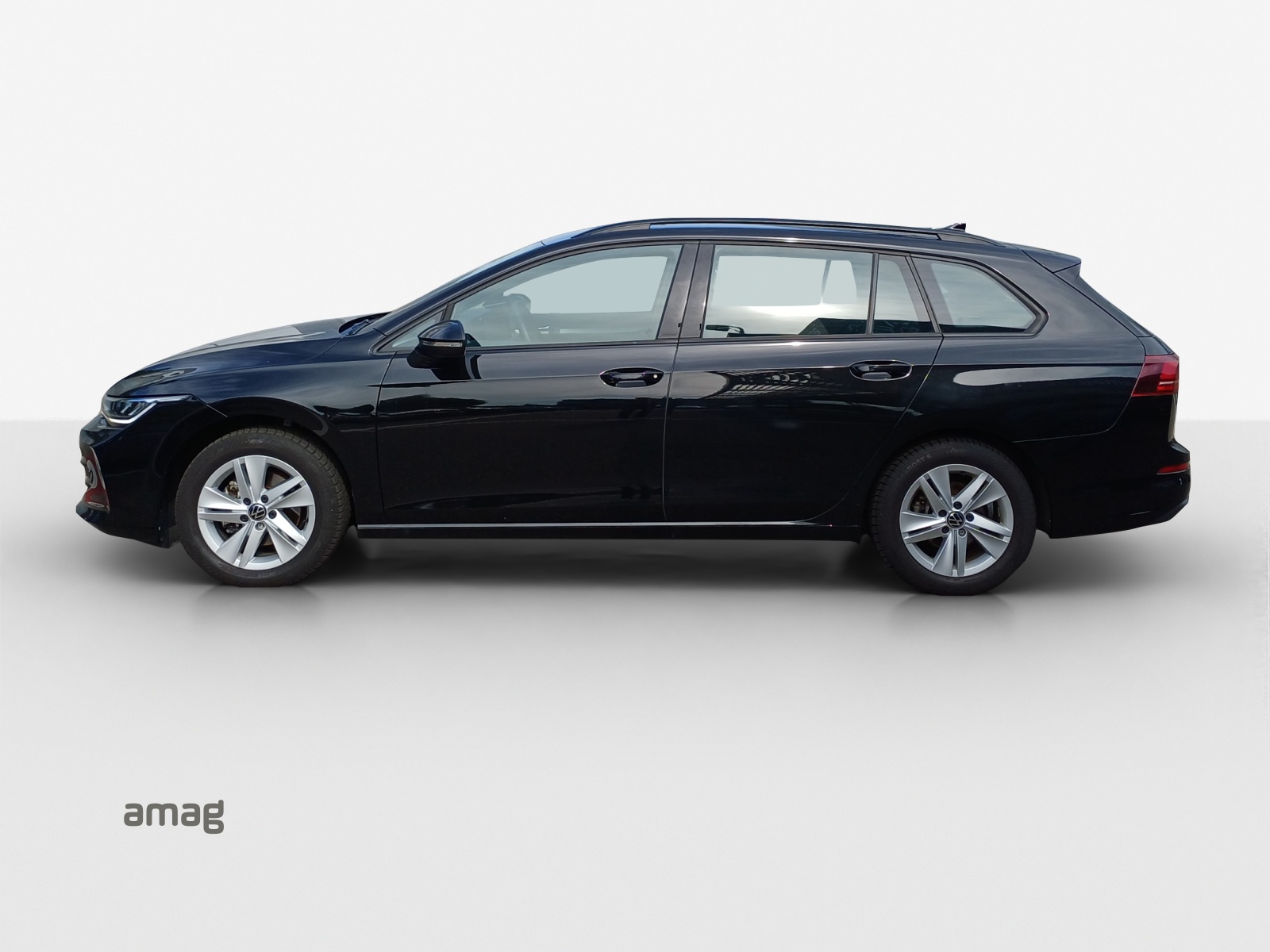 VW Golf Variant 1.5 eTSI mHEV Life DSG-image-1