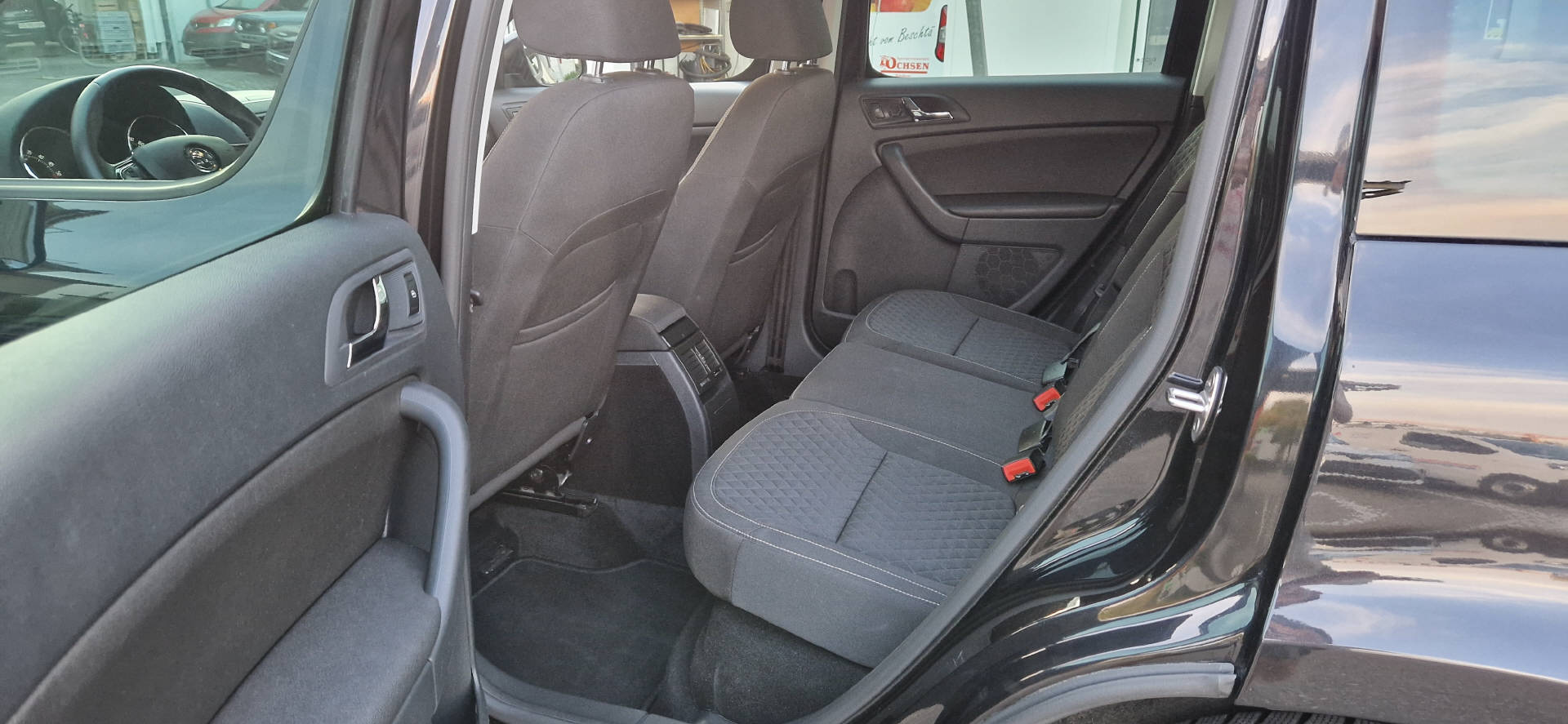 SKODA Yeti 2.0 TDI 150 Ambition 4x4 DSG-image-14