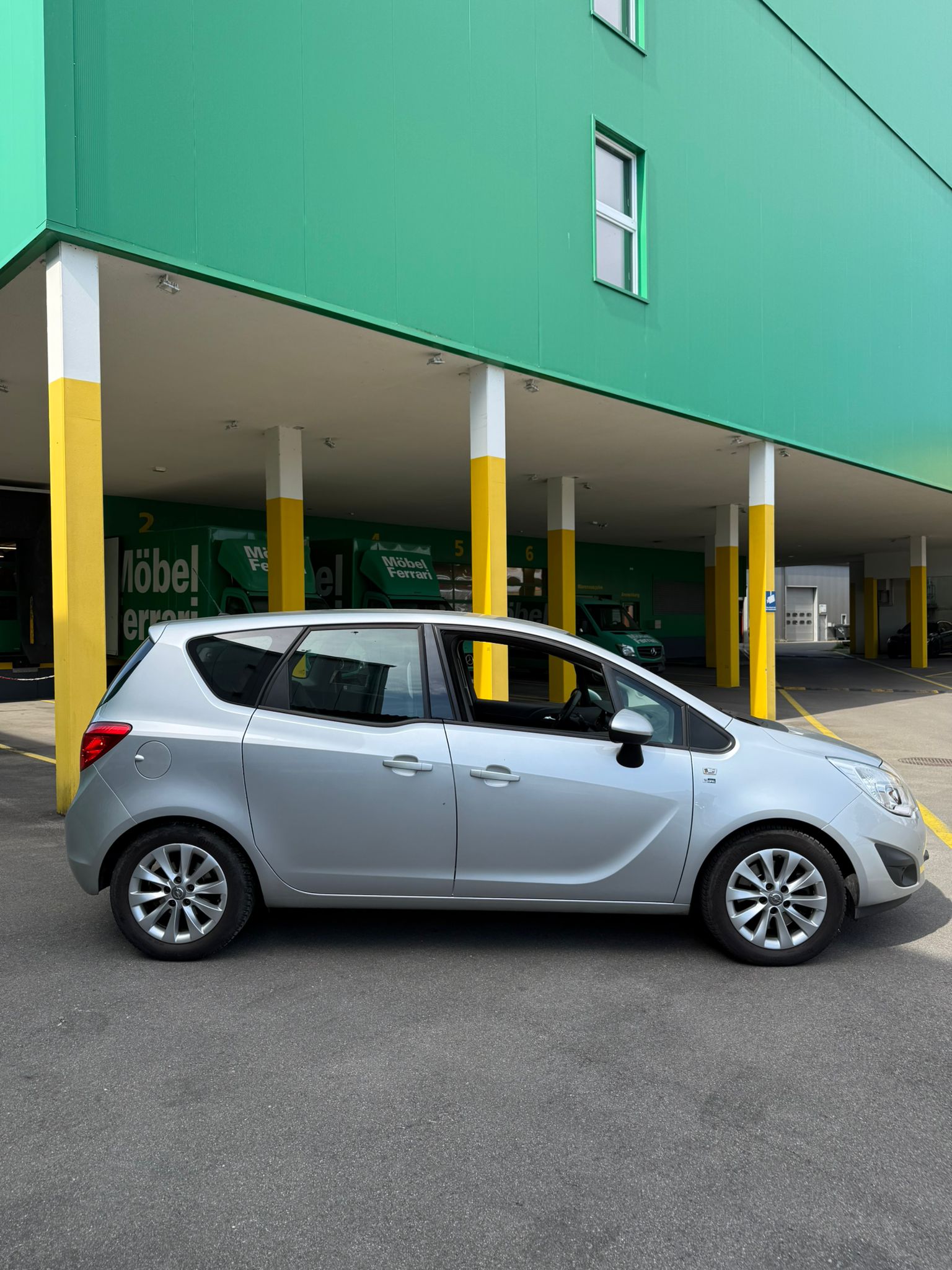 OPEL Meriva 1.4 Turbo Active Edition-image-5