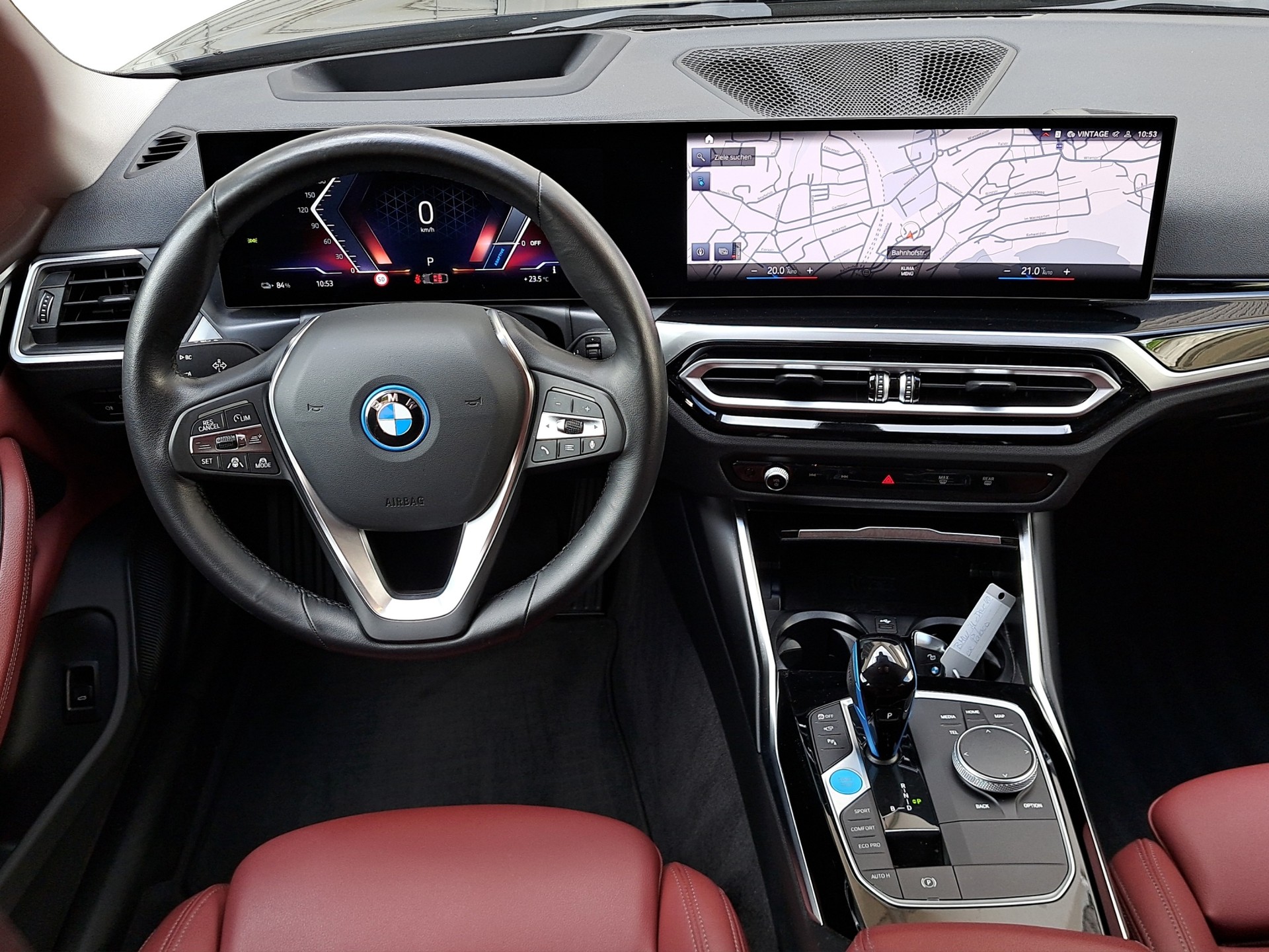 BMW i4 eDrive 40 *Anhängerkupplung*-image-9