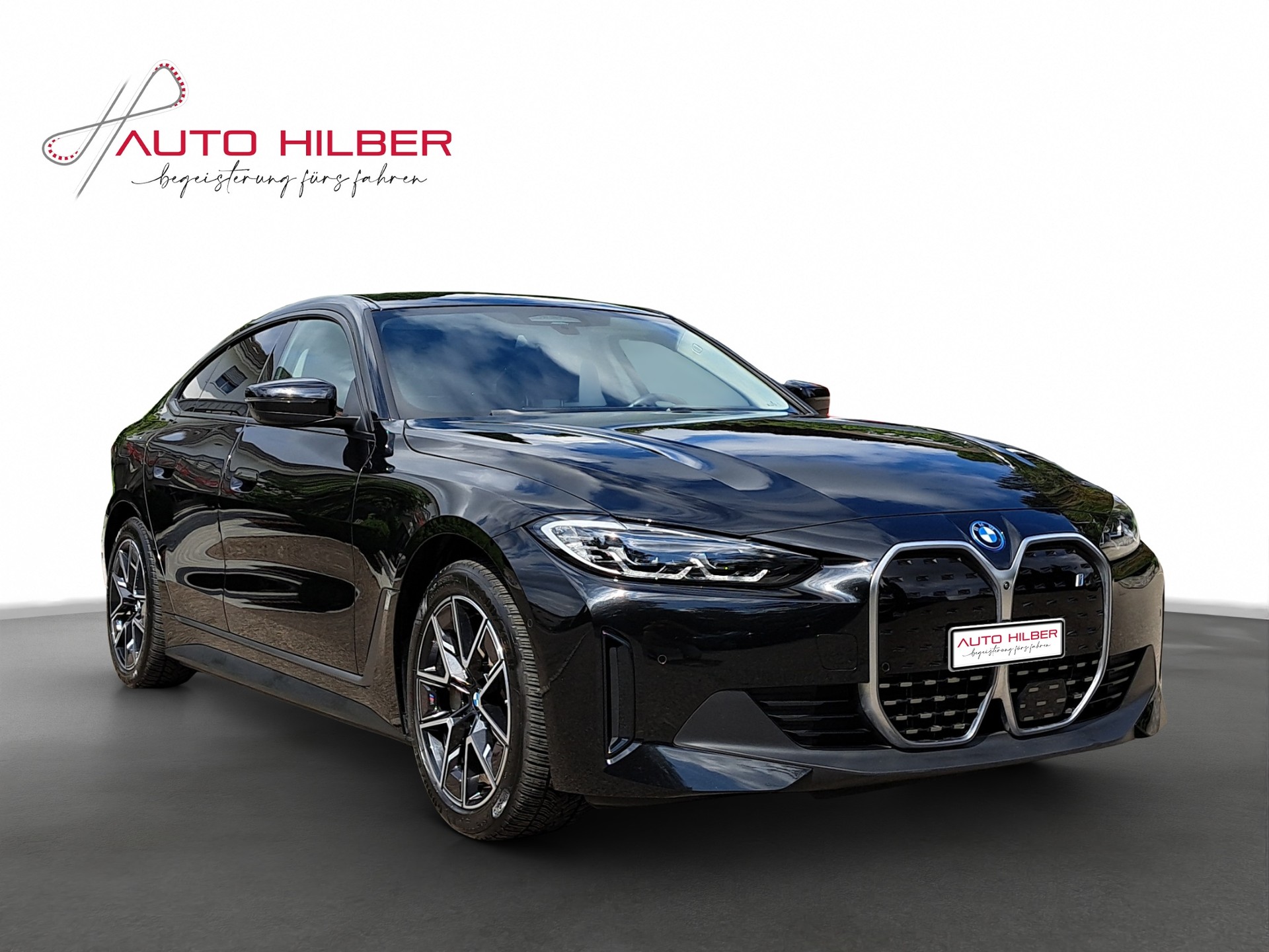 BMW i4 eDrive 40 *Anhängerkupplung*-image-13