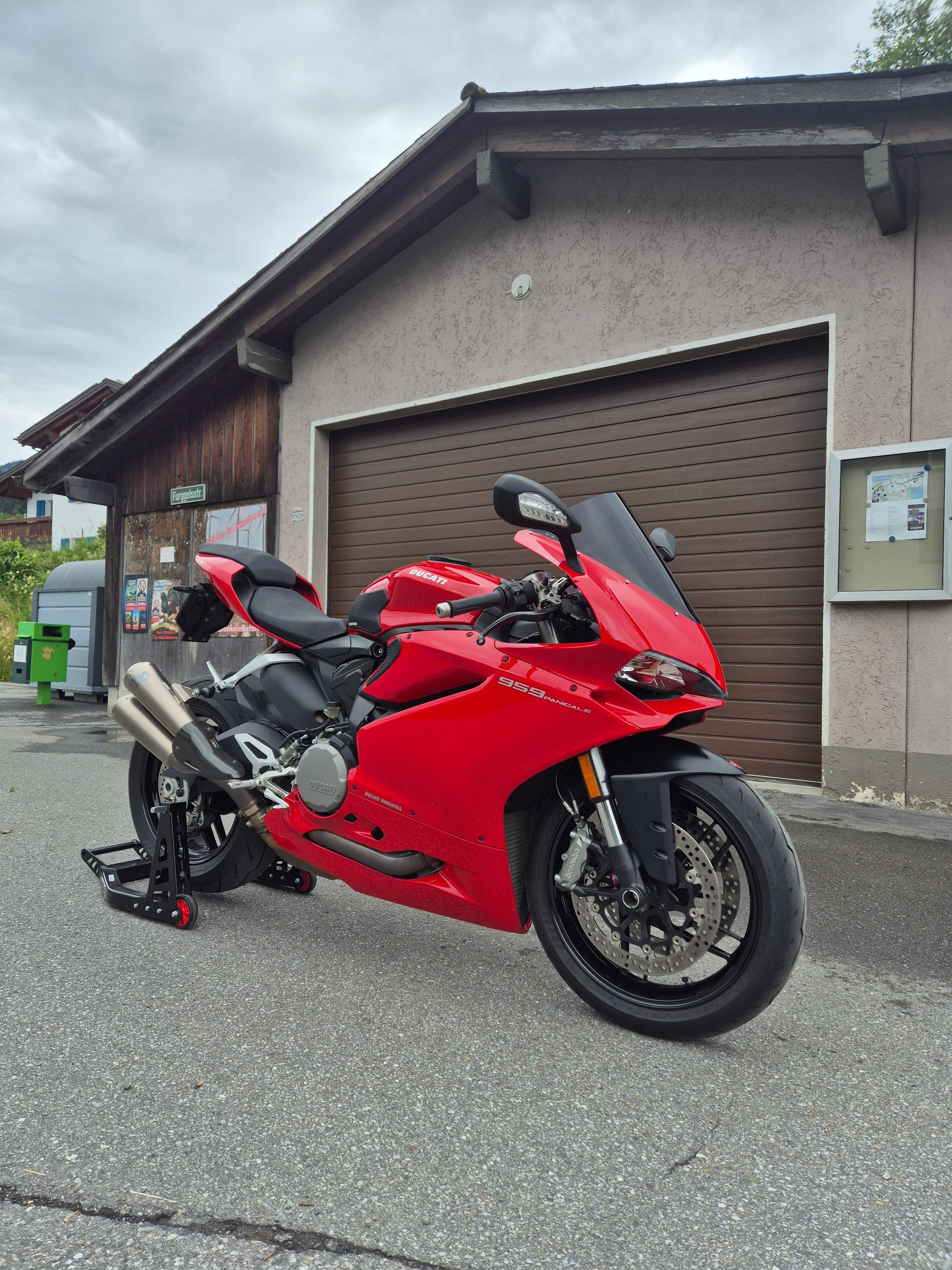 DUCATI Panigale 959-image-1