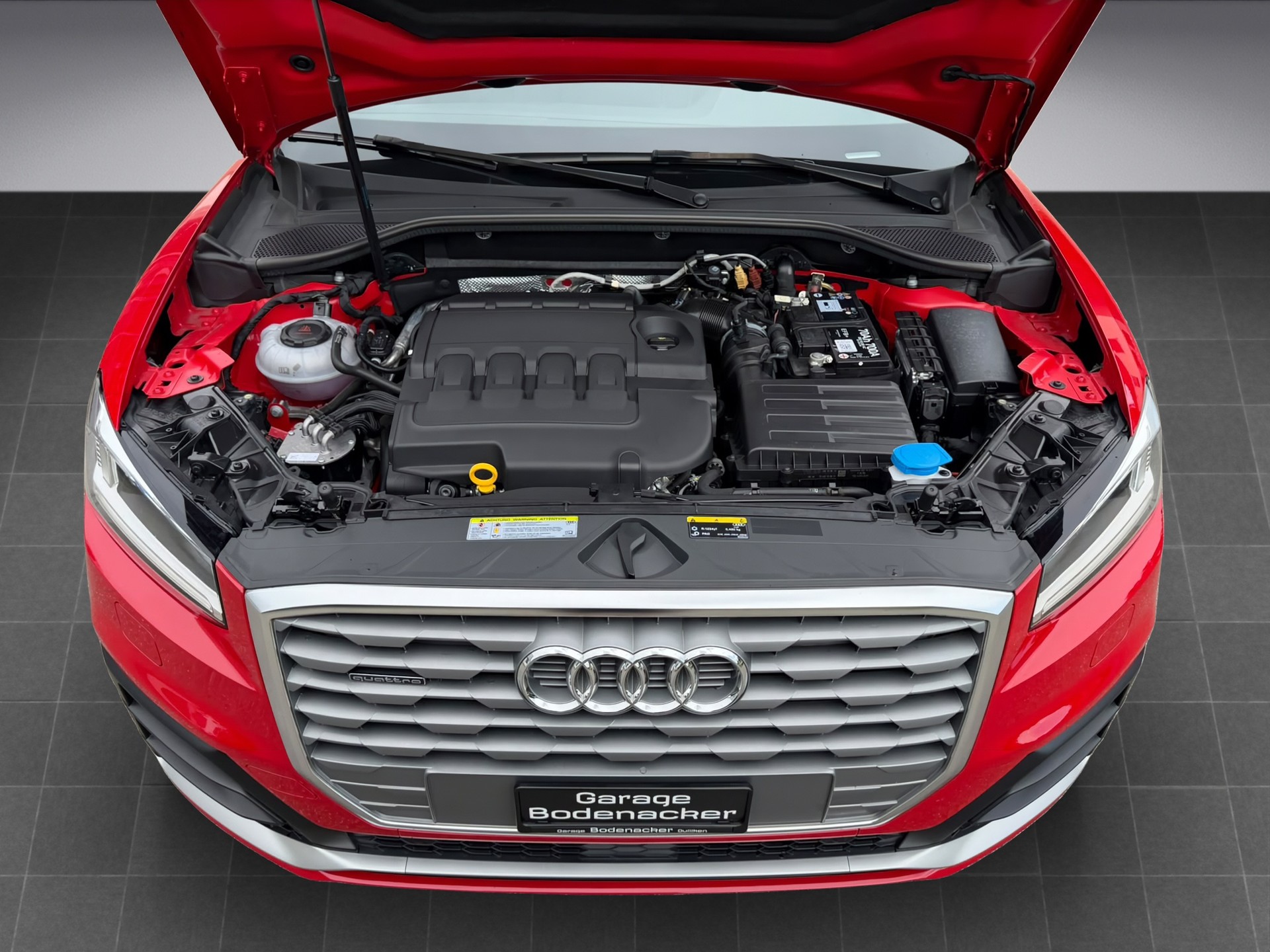 AUDI Q2 35 TDI Attraction quattro S-tronic * S Line * Diesel *-image-14