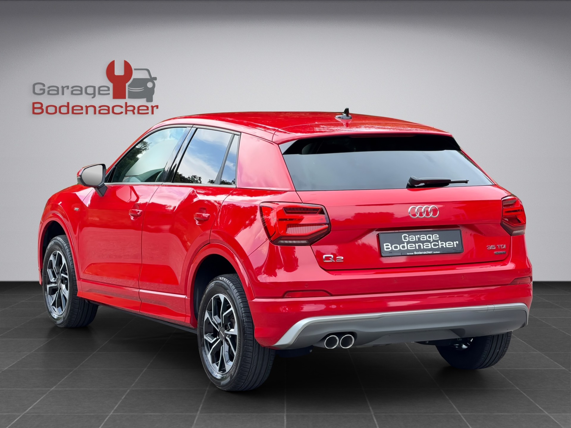 AUDI Q2 35 TDI Attraction quattro S-tronic * S Line * Diesel *-image-3