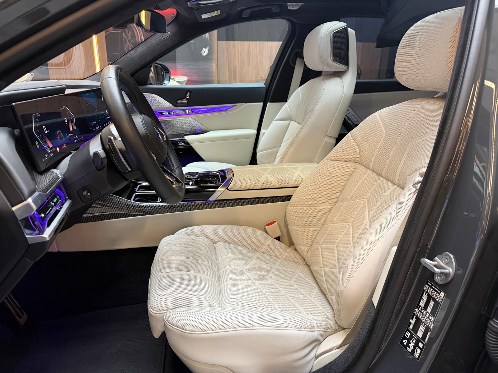 BMW 740d xDrive M-Sport-image-14