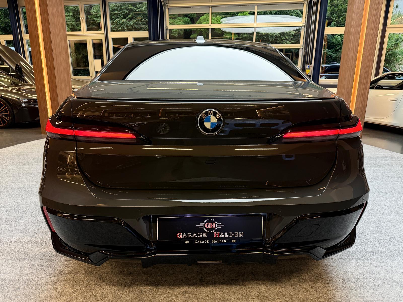 BMW 740d xDrive M-Sport-image-6