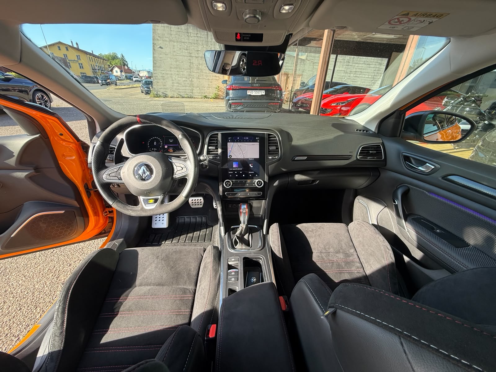 RENAULT Mégane Trophy 300 EDC-image-8