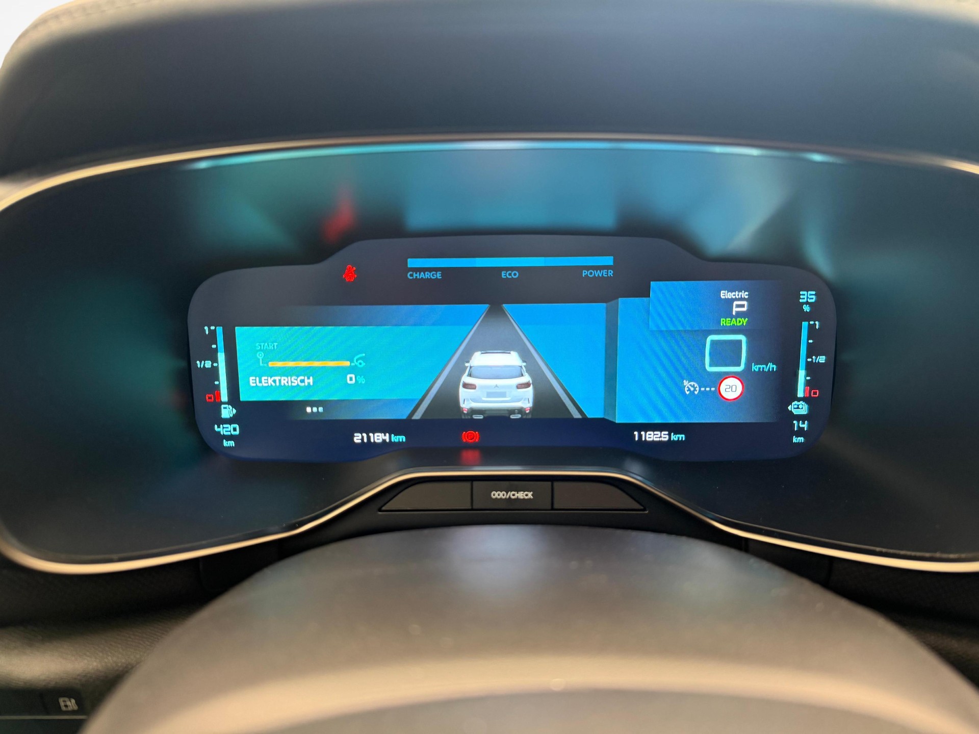 CITROEN C5 Aircross 1.6 Plug-in Hybrid You+-image-13