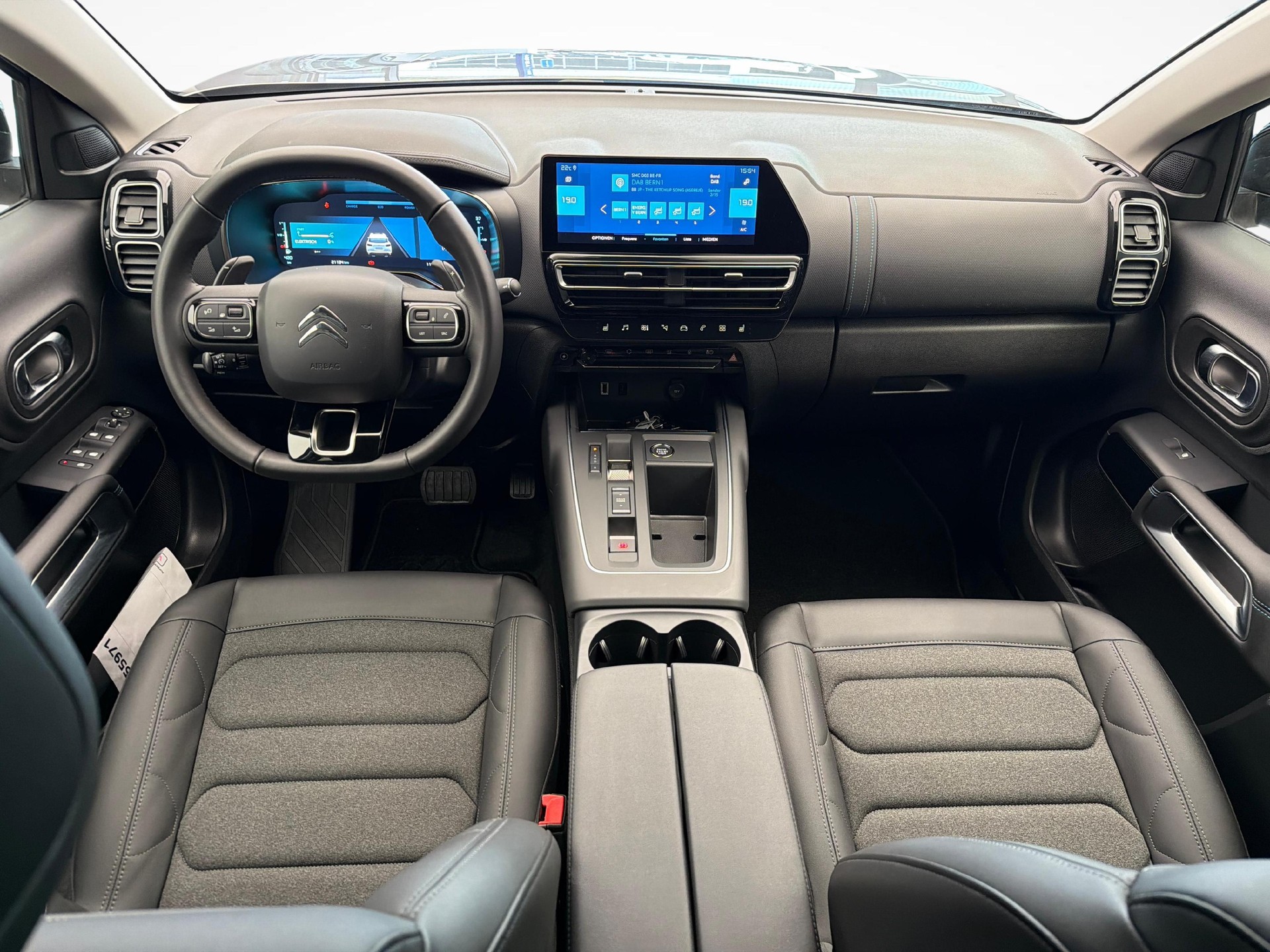 CITROEN C5 Aircross 1.6 Plug-in Hybrid You+-image-9