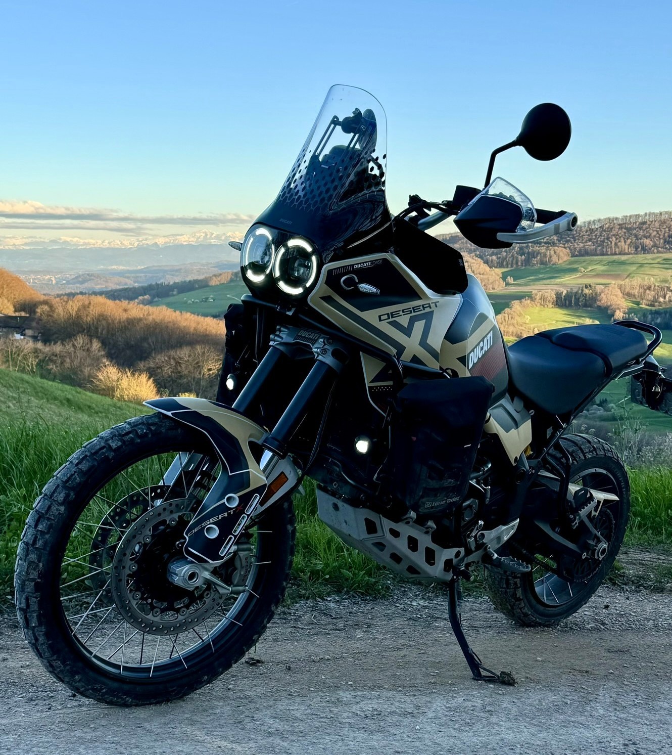 DUCATI Desert X