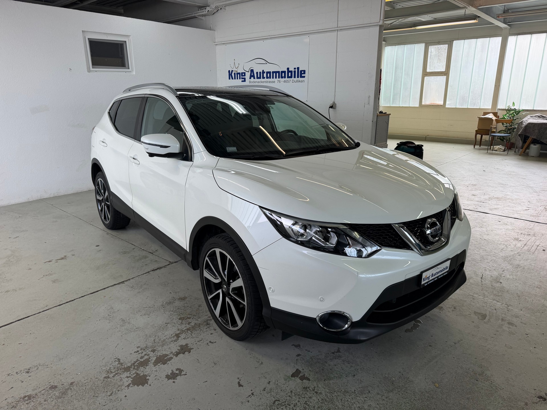 NISSAN Qashqai 1.2 DIG-T tekna Xtronic CVT | CH-Auto | 1-Hand | Frisch MFK | Ab Service-image-0