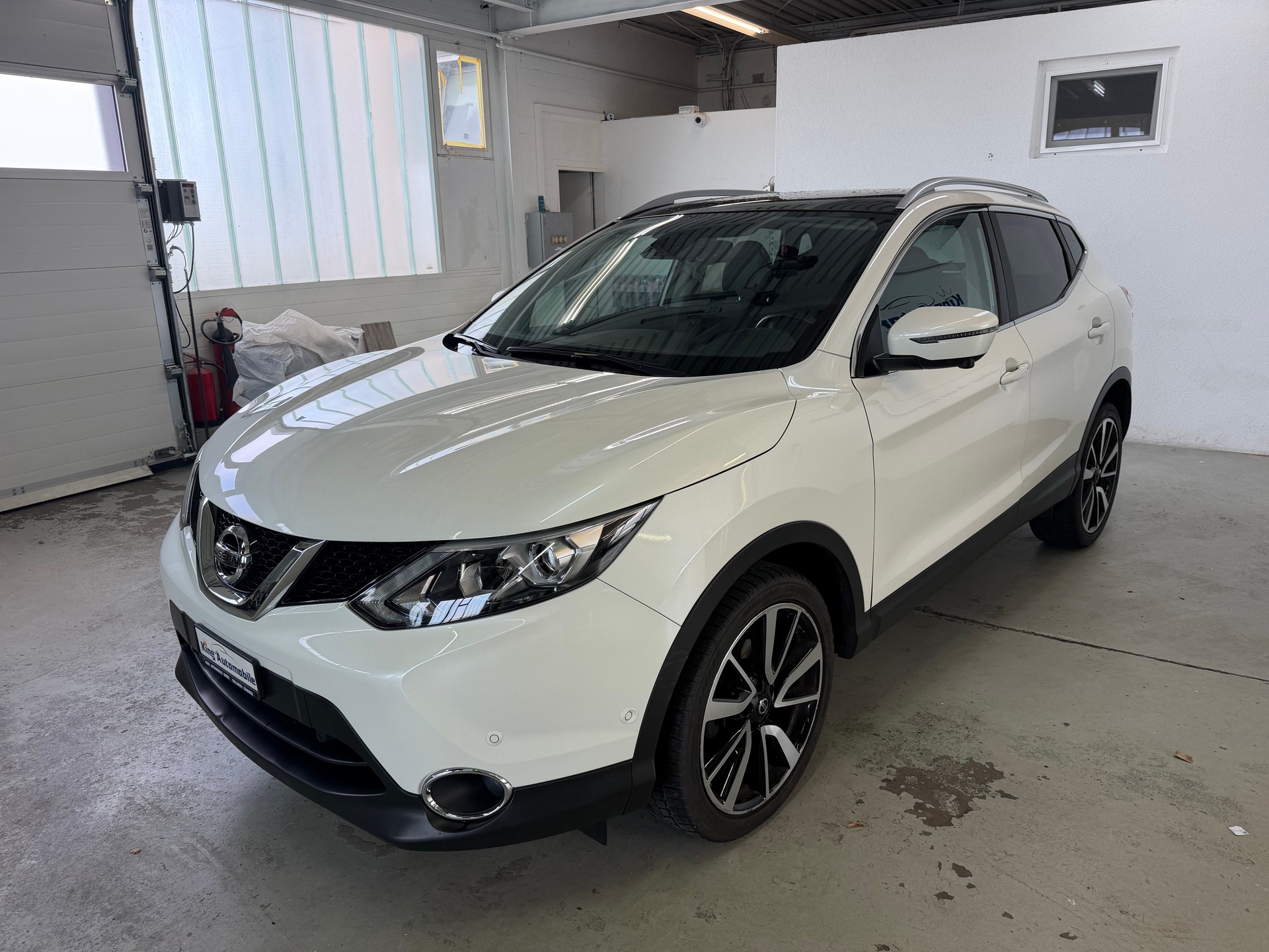 NISSAN Qashqai 1.2 DIG-T tekna Xtronic CVT | CH-Auto | 1-Hand | Frisch MFK | Ab Service-image-1