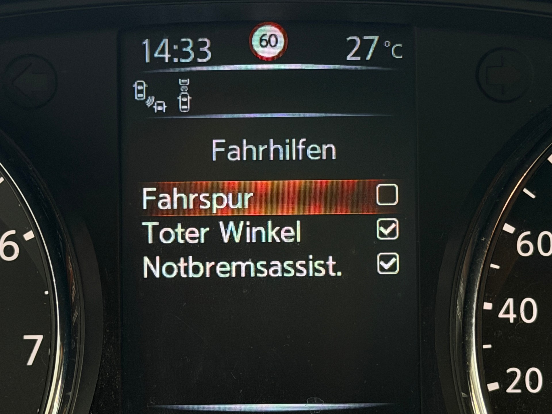 NISSAN Qashqai 1.2 DIG-T tekna Xtronic CVT | CH-Auto | 1-Hand | Frisch MFK | Ab Service-image-21
