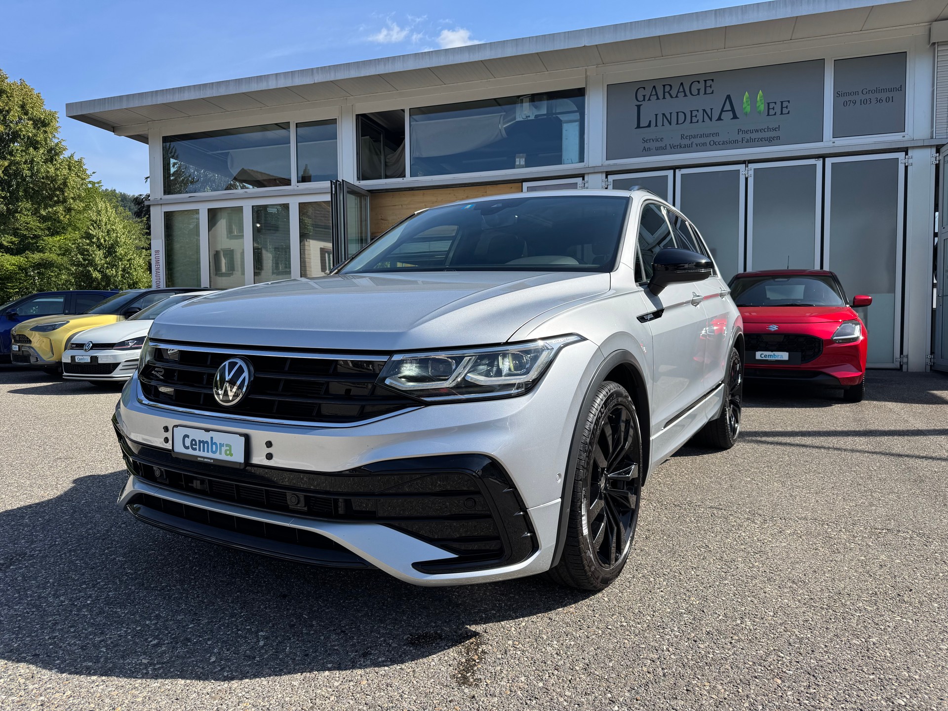 VW Tiguan 2.0 TDI SCR R-Line 4Motion DSG-image-2
