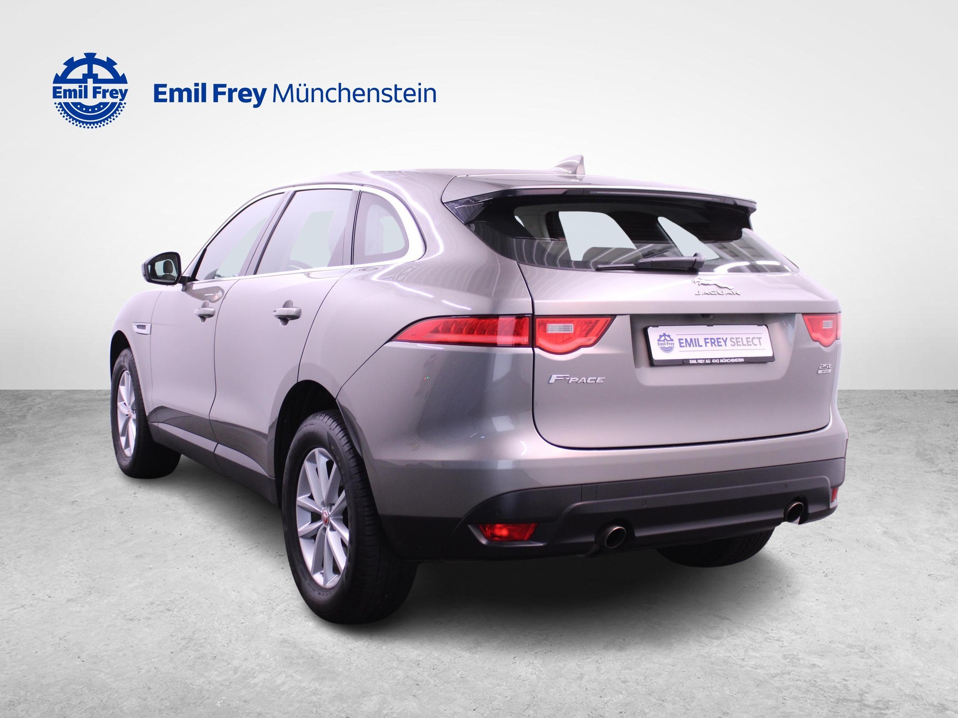 JAGUAR F-Pace 2.0 T 250 Portfolio AWD | Schiebedach | ACC-image-2