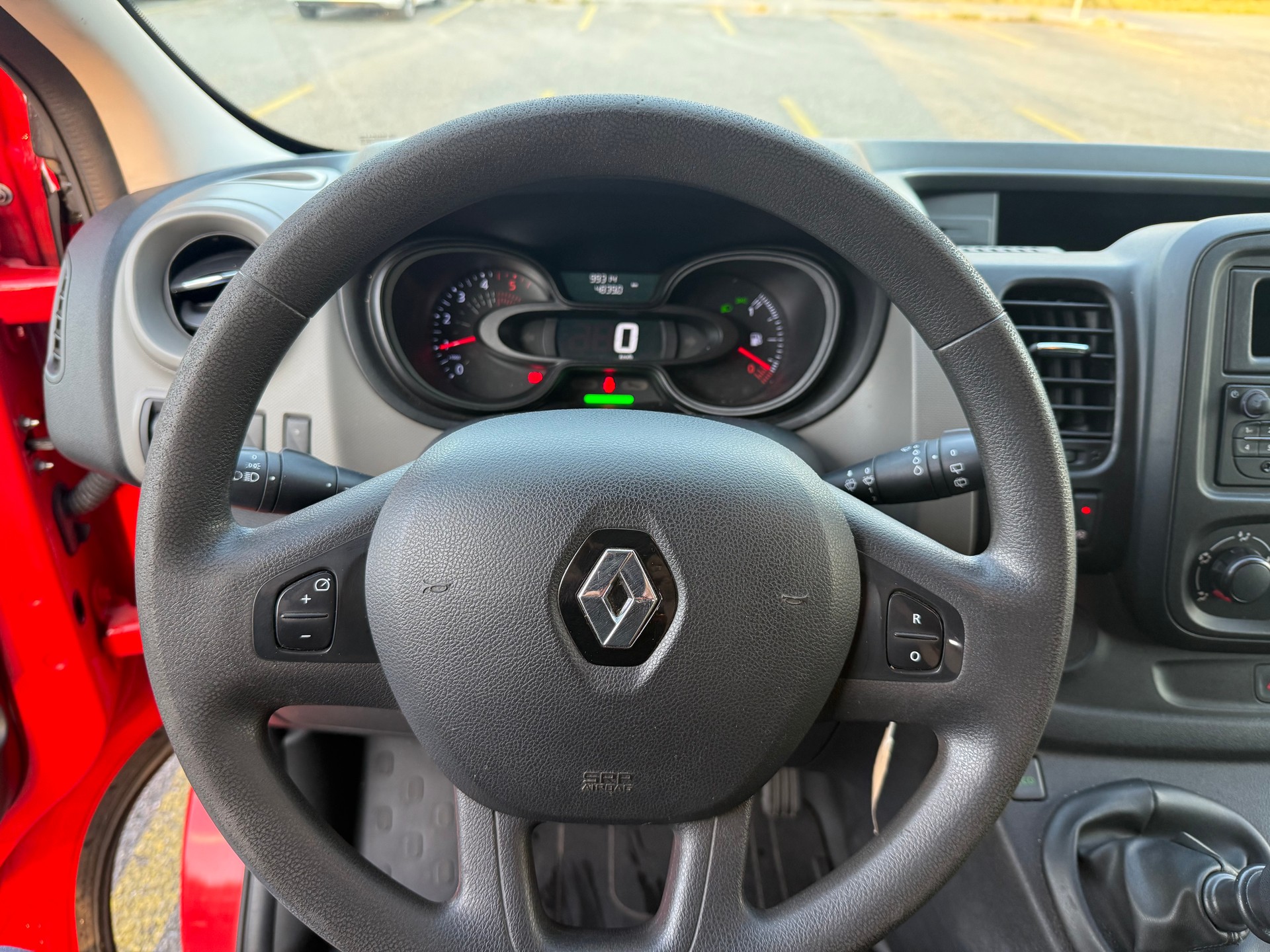 RENAULT Trafic 1.6 ENERGY TwinT. dCi125 2.9t Business L2H1-image-10