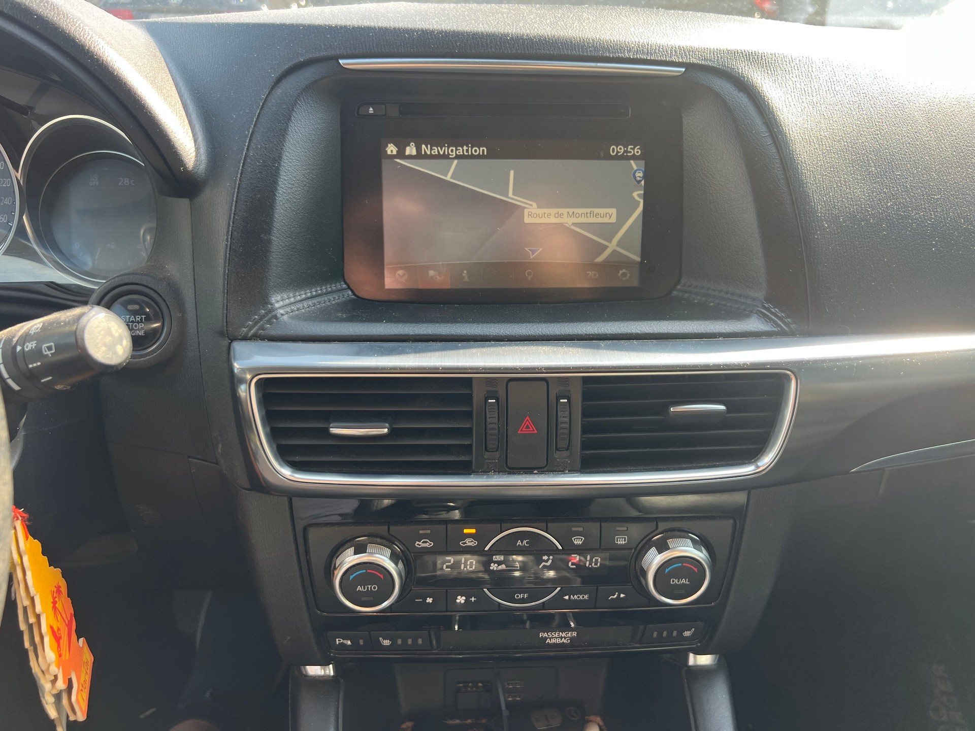 MAZDA CX-5 2.2 D HP Revolution AWD Automatic-image-11