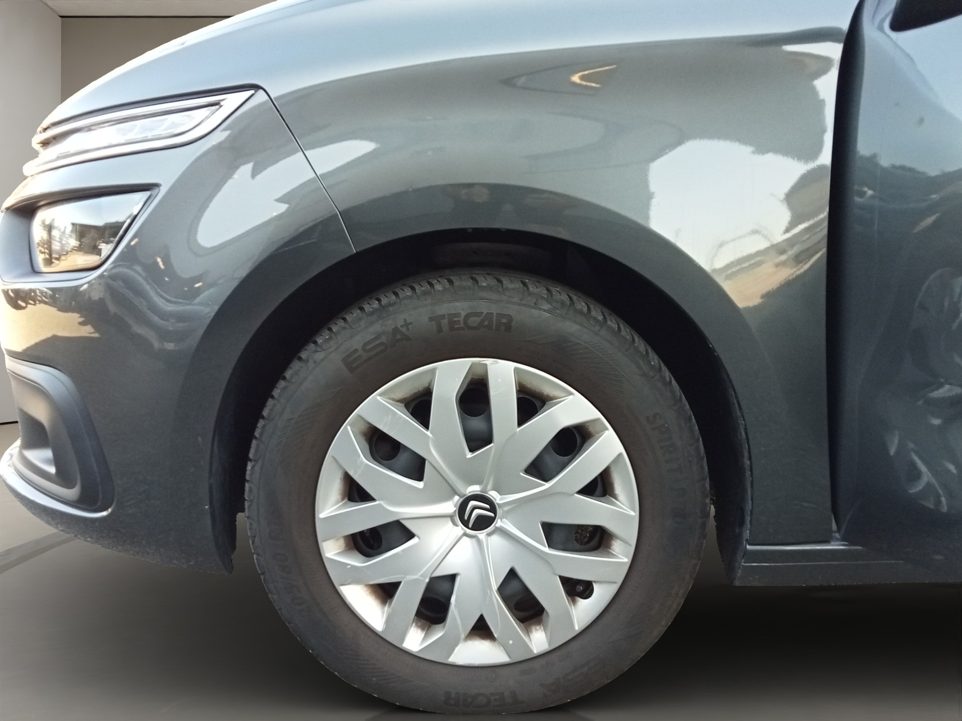 CITROEN C4 Picasso 1.2 Pure Tech Feel-image-16