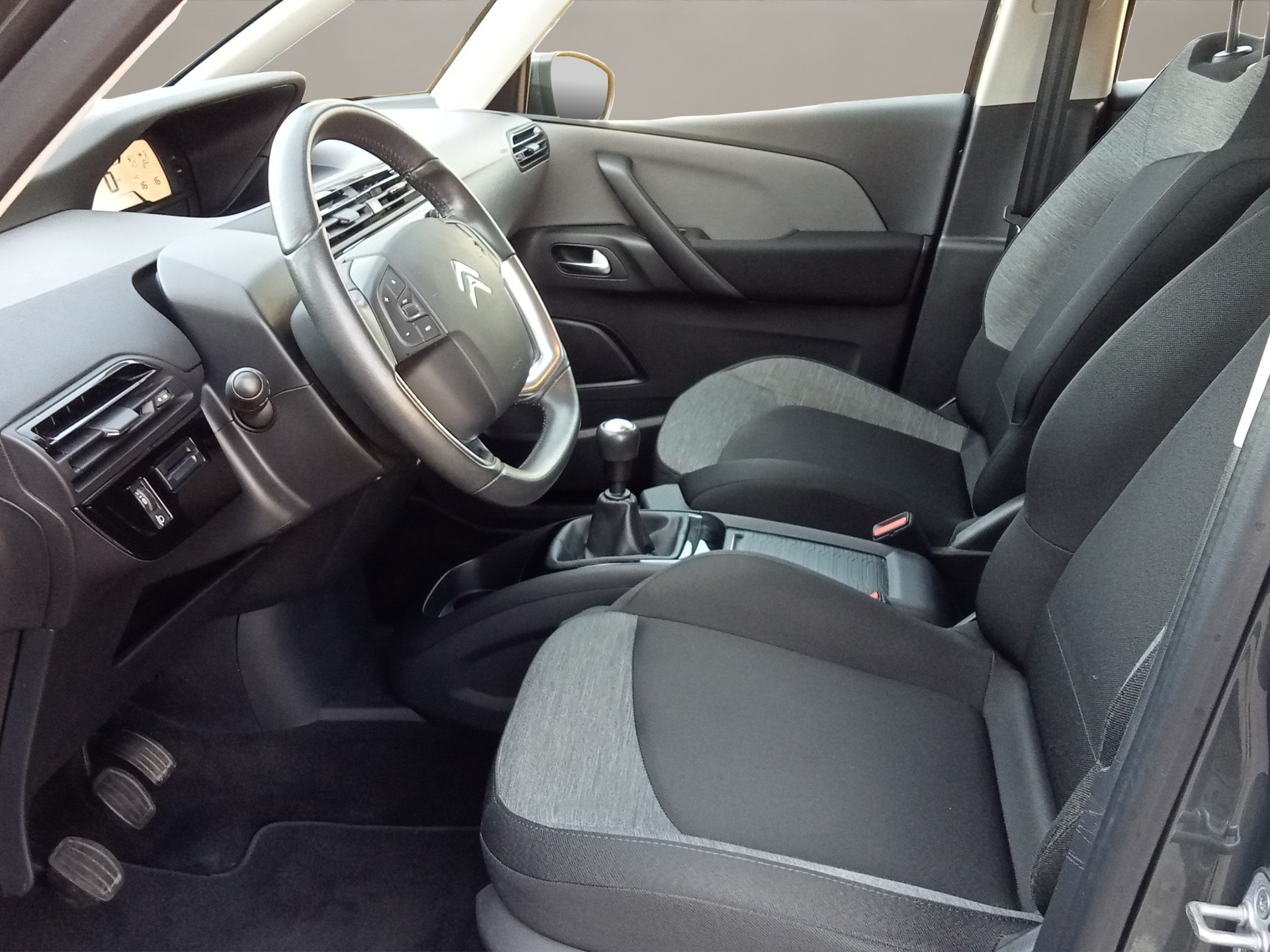 CITROEN C4 Picasso 1.2 Pure Tech Feel-image-8