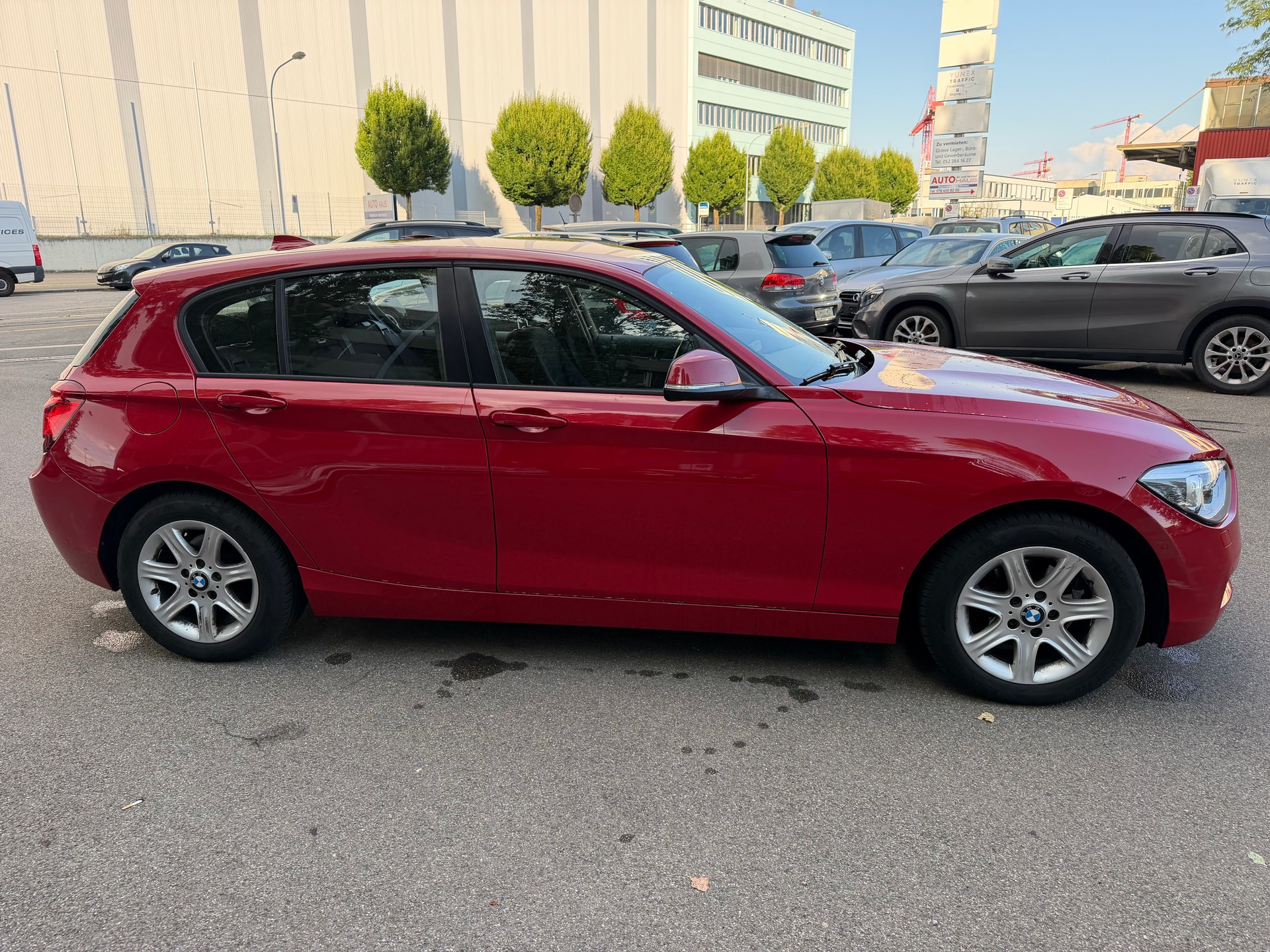 BMW 116i Urban Line Steptronic-image-3