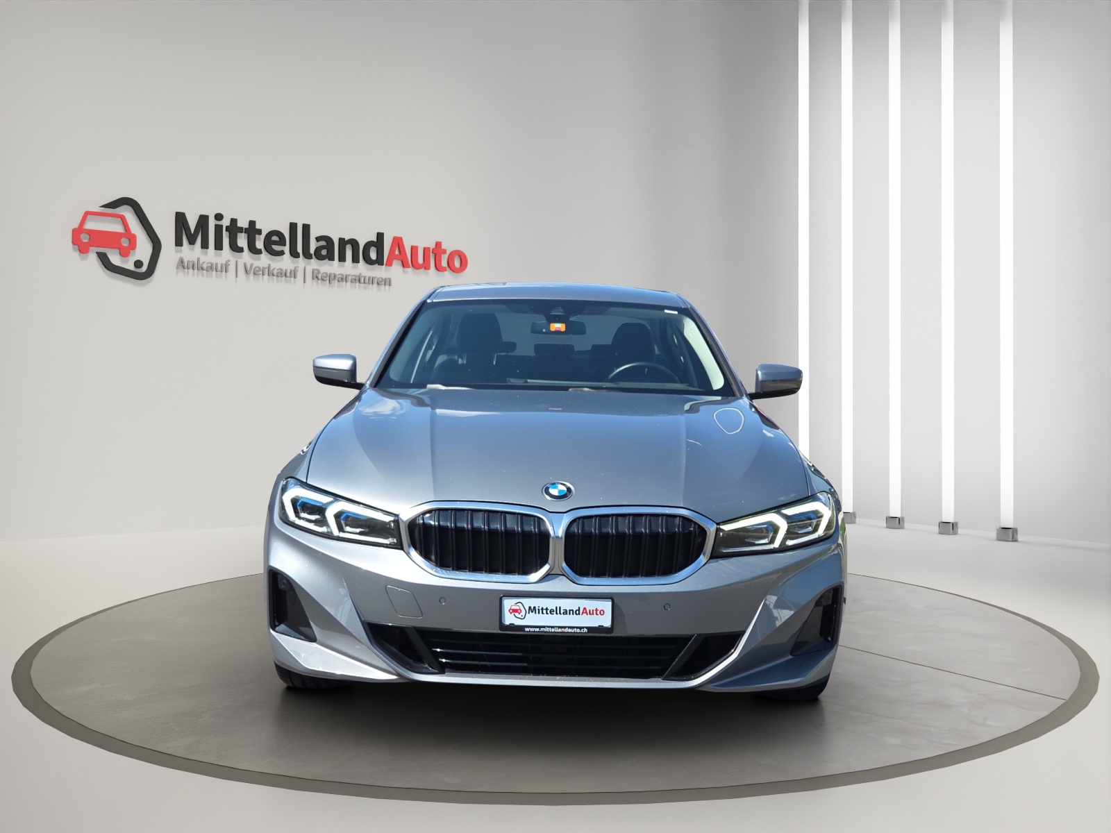 BMW 320d xDrive 48V Steptronic-showroom-element-1