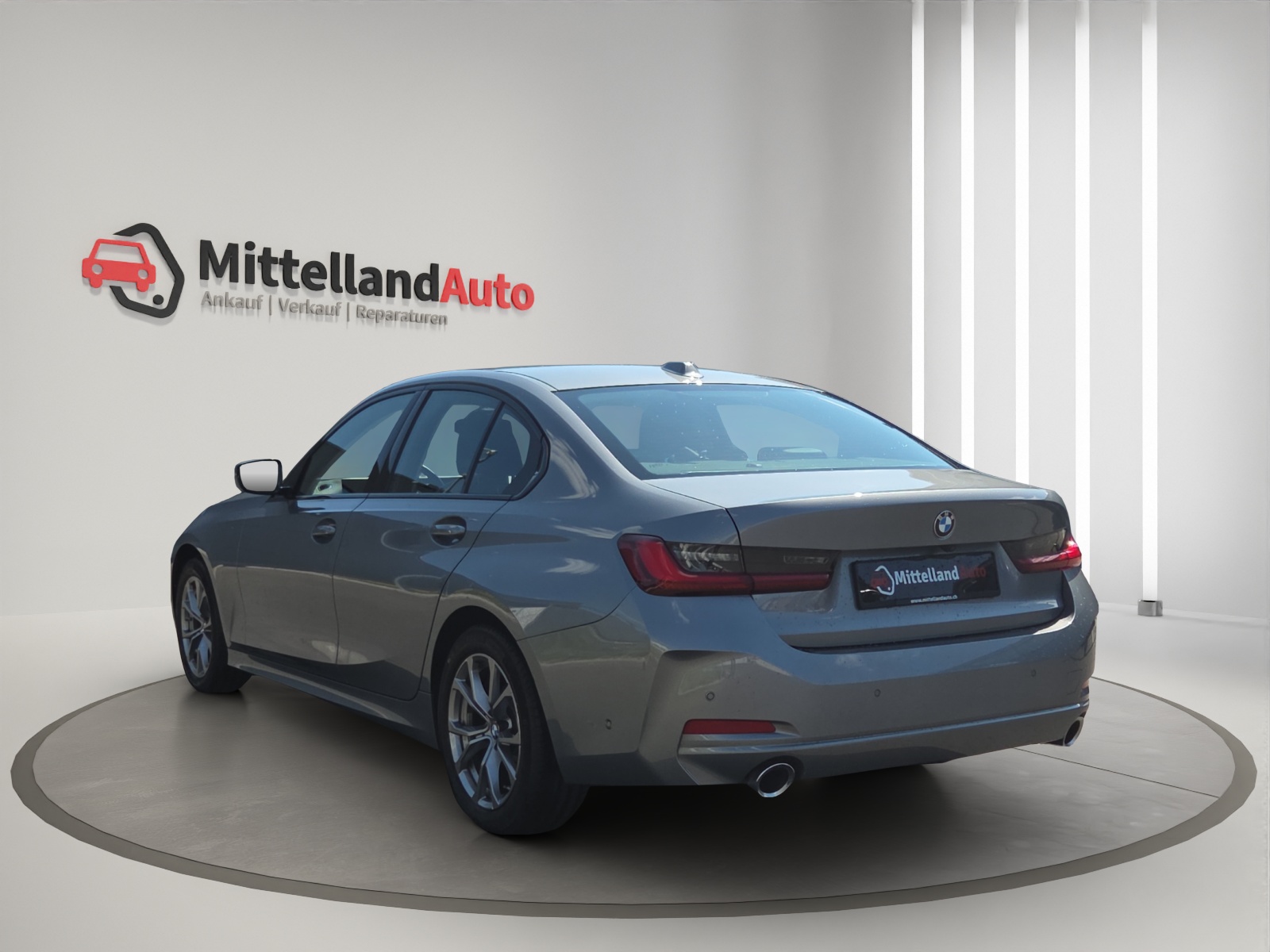 BMW 320d xDrive 48V Steptronic-image-11