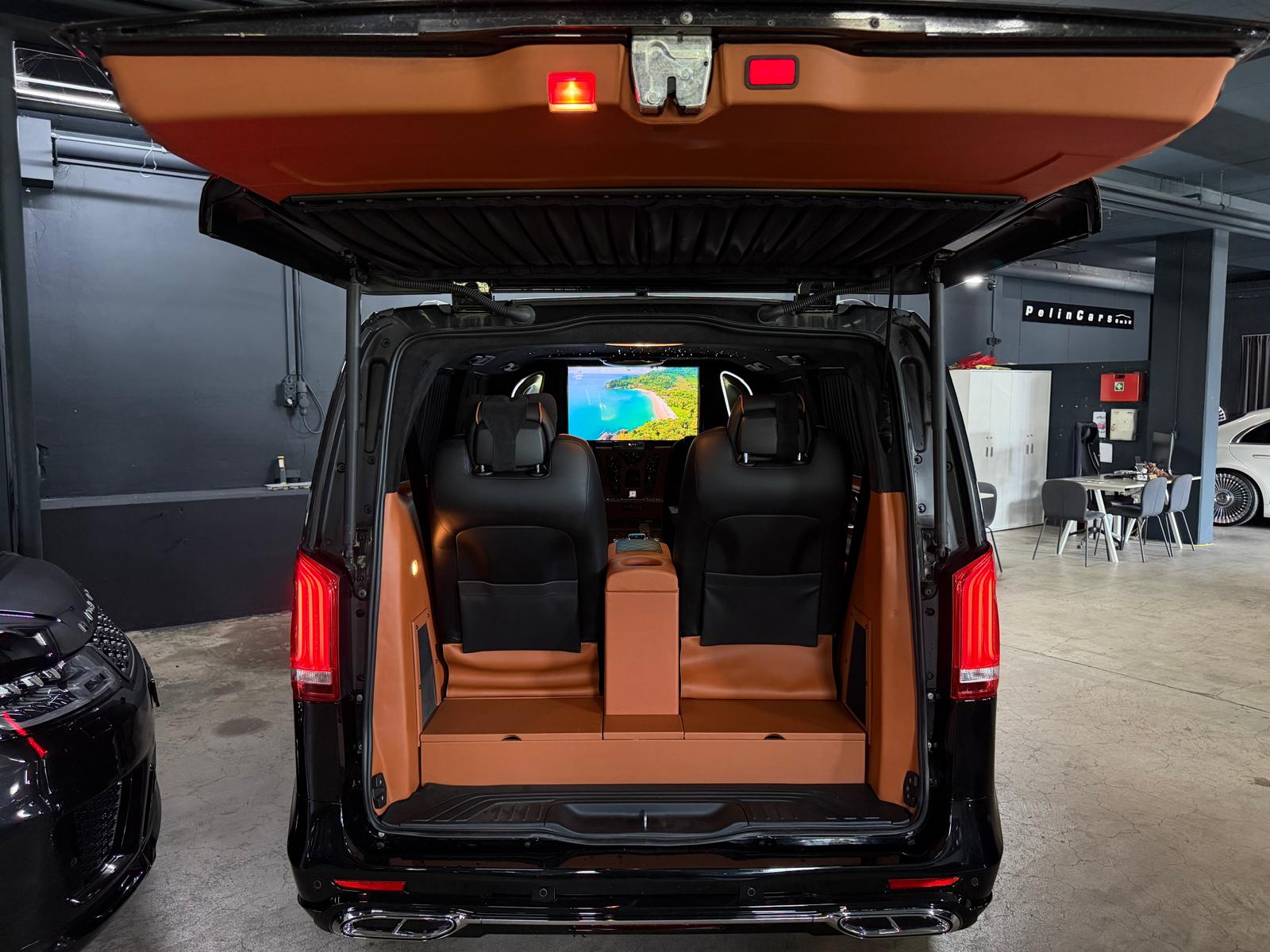 MERCEDES-BENZ V 250 d VIP Maybach extralang 4Matic 7G-Tronic-image-19