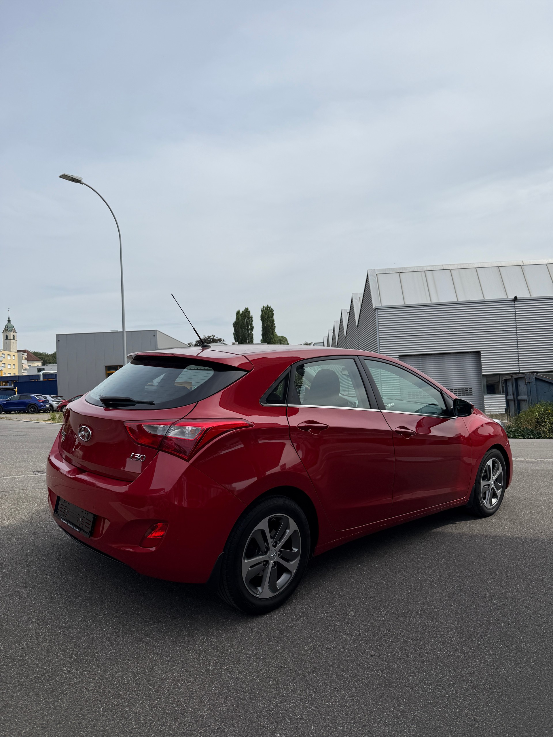 HYUNDAI i30 1.6 GDI Automatic-image-4