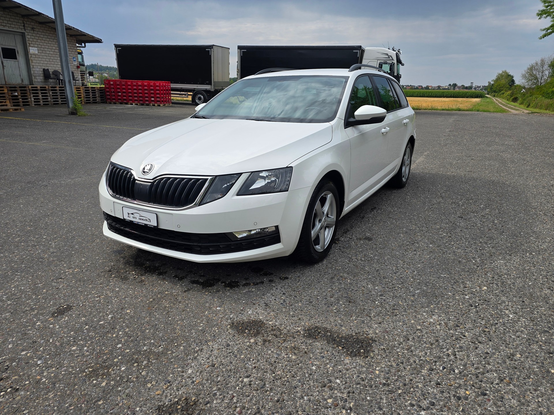 SKODA Octavia Combi 2.0 TDI Style DSG-image-2