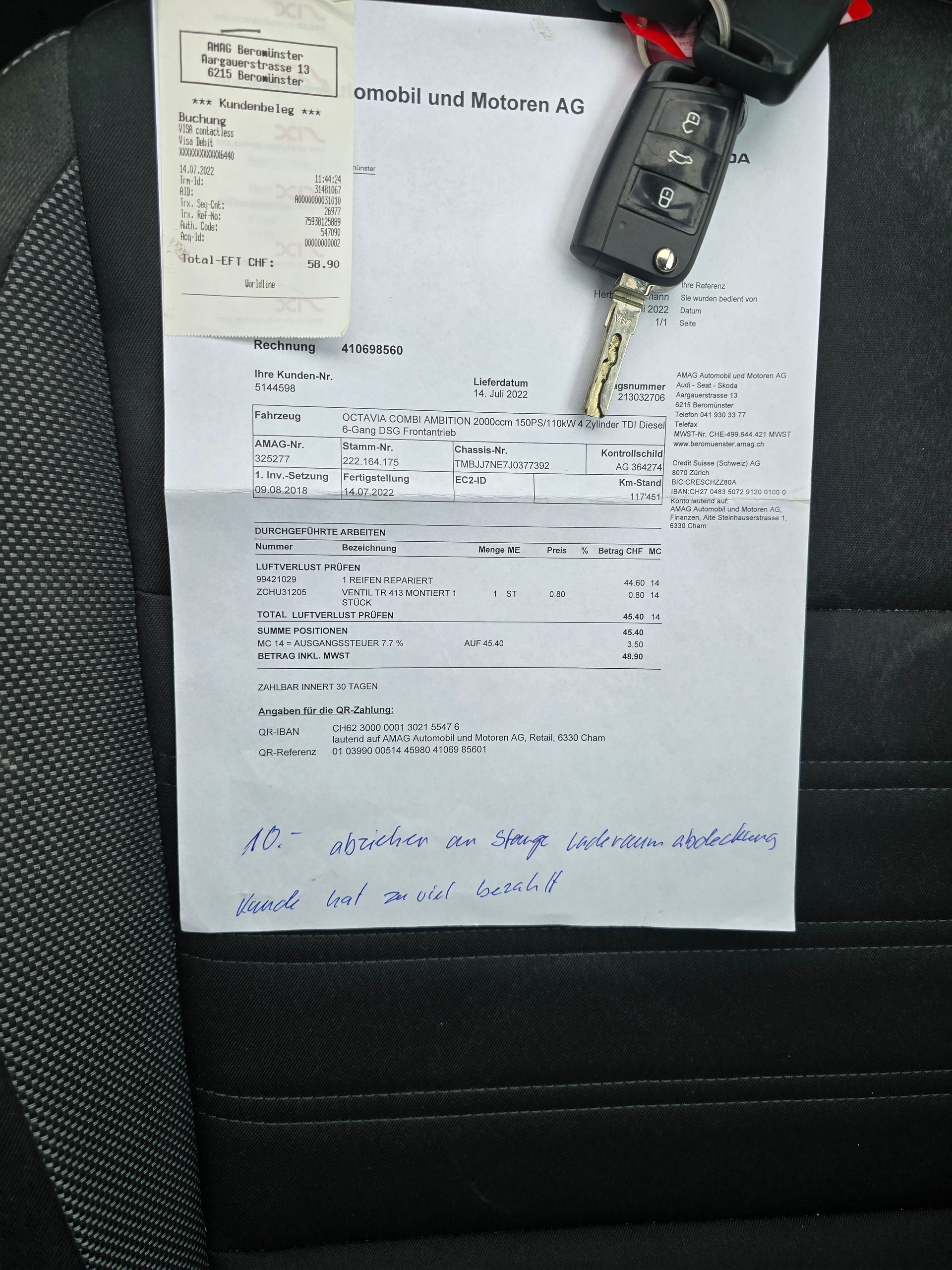 SKODA Octavia Combi 2.0 TDI Style DSG-image-27