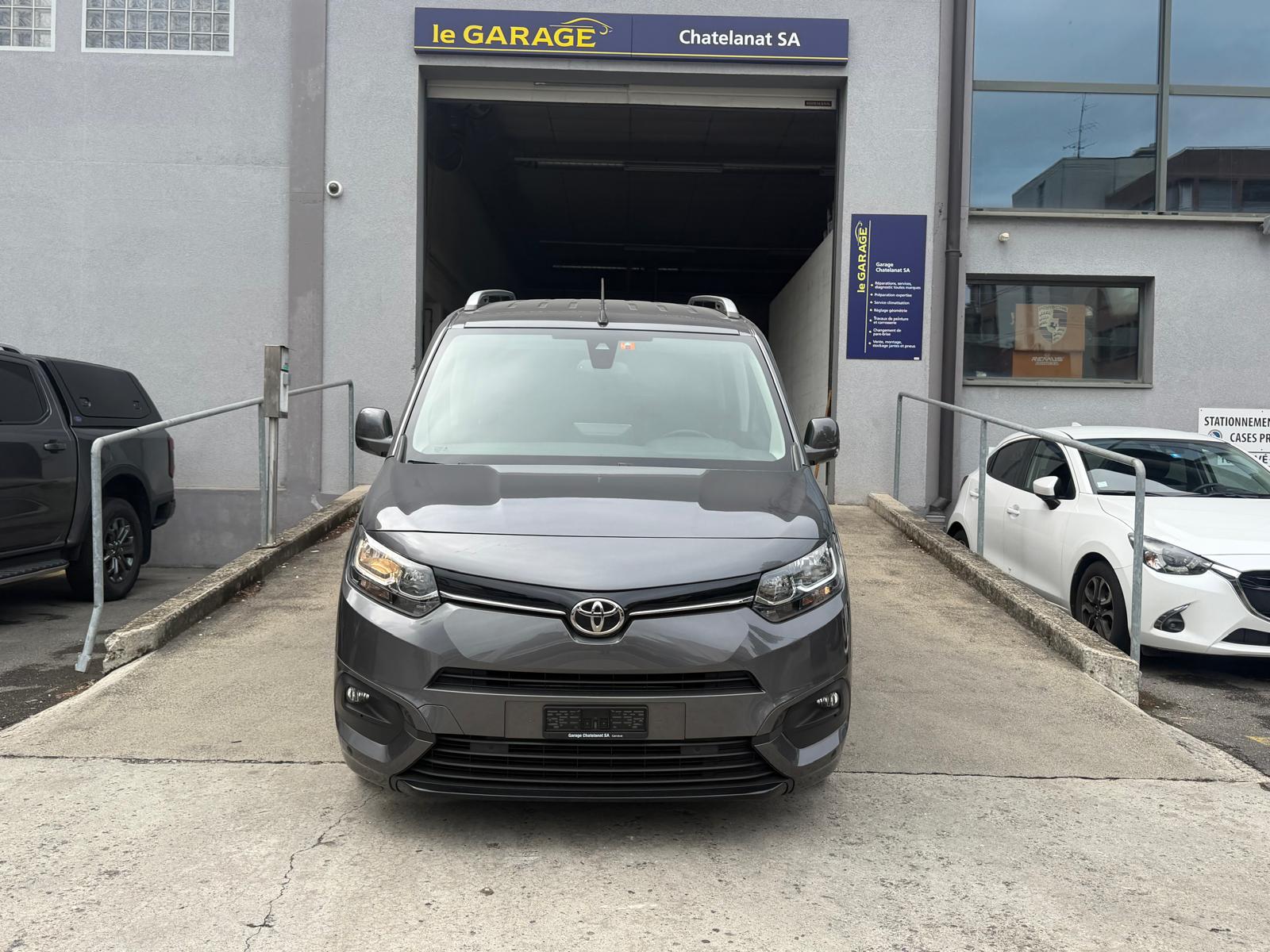 TOYOTA Proace City Verso 1.2 Trend Medium Automatik-image-11