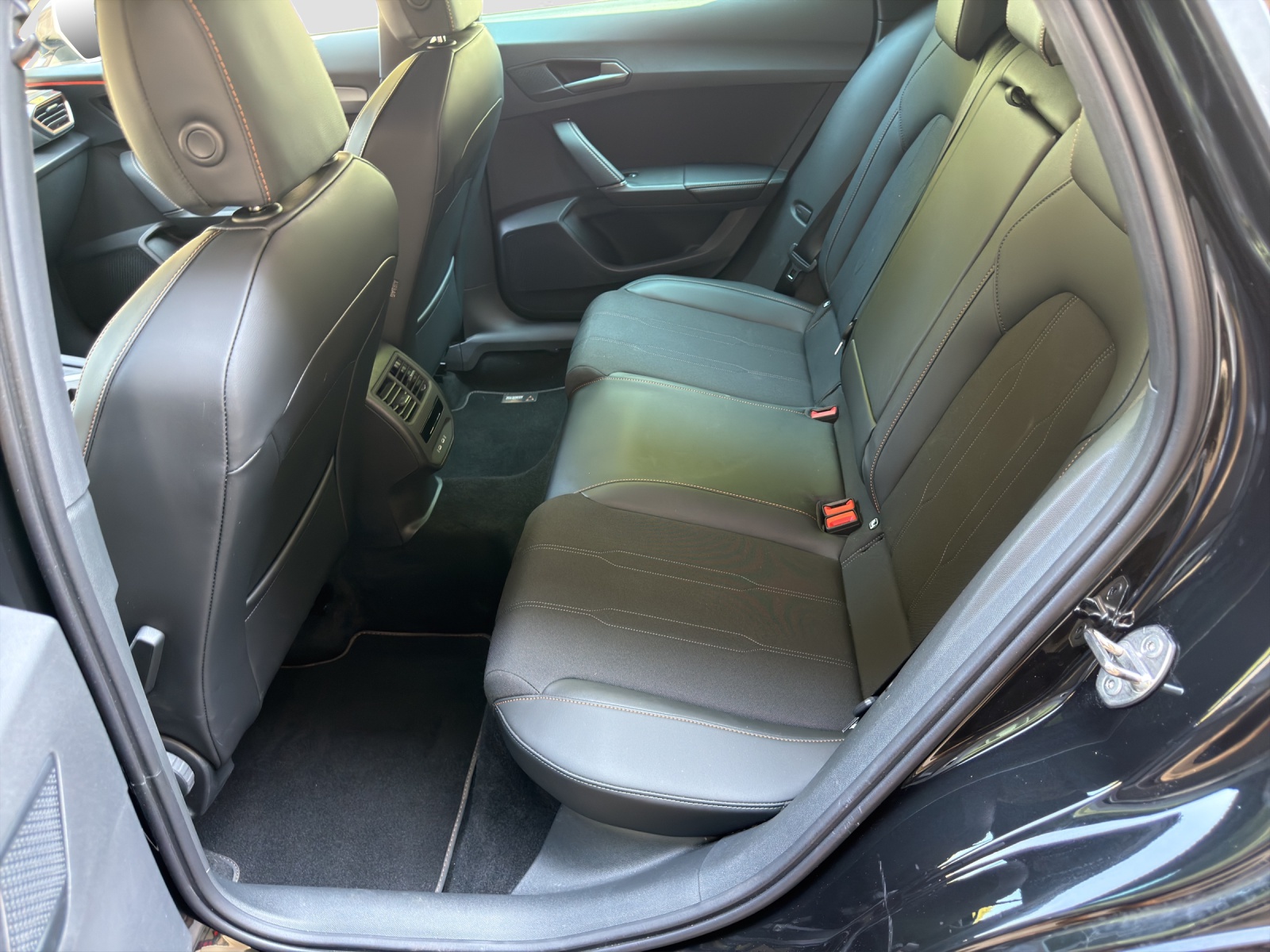 CUPRA Formentor 1.5 e-HYBRID pHEV DSG-image-7