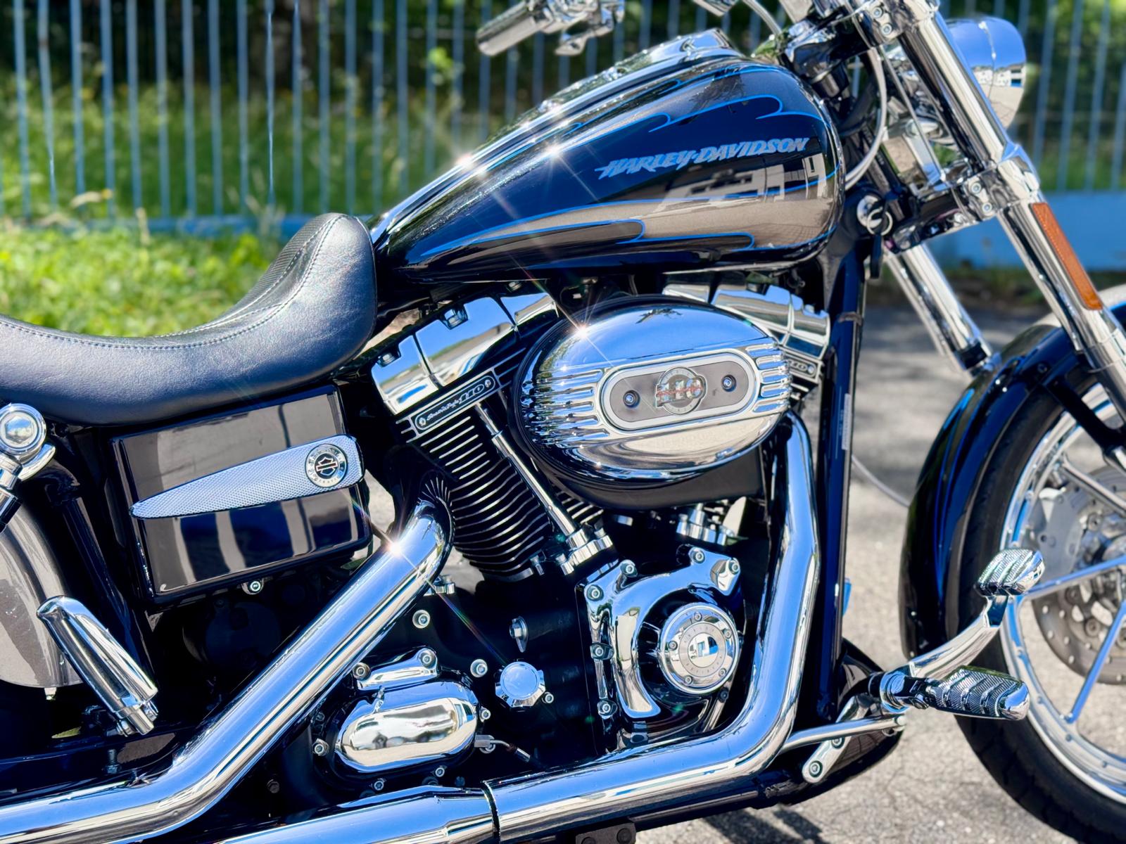 HARLEY-DAVIDSON FXDSE Dyna CVO Screamin'Eagle-image-6