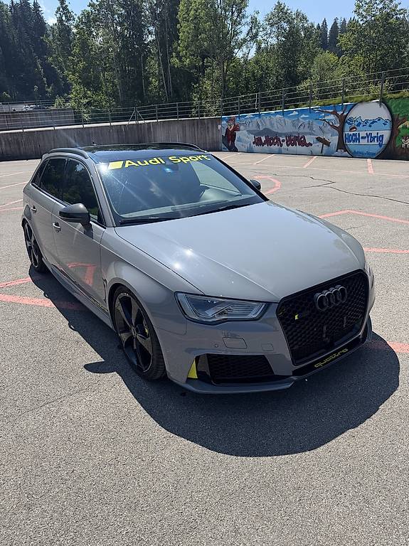 AUDI RS3-image-1