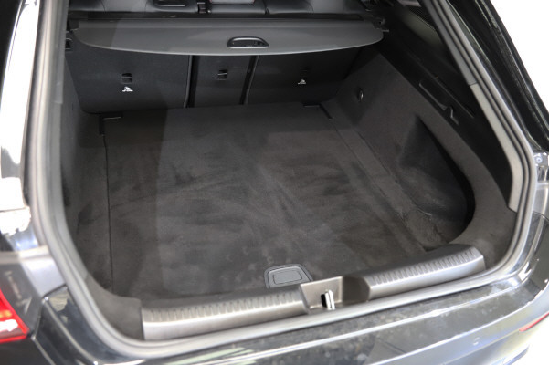 MERCEDES-BENZ CLA SB 250 Sw. Star 4M 7G-image-11