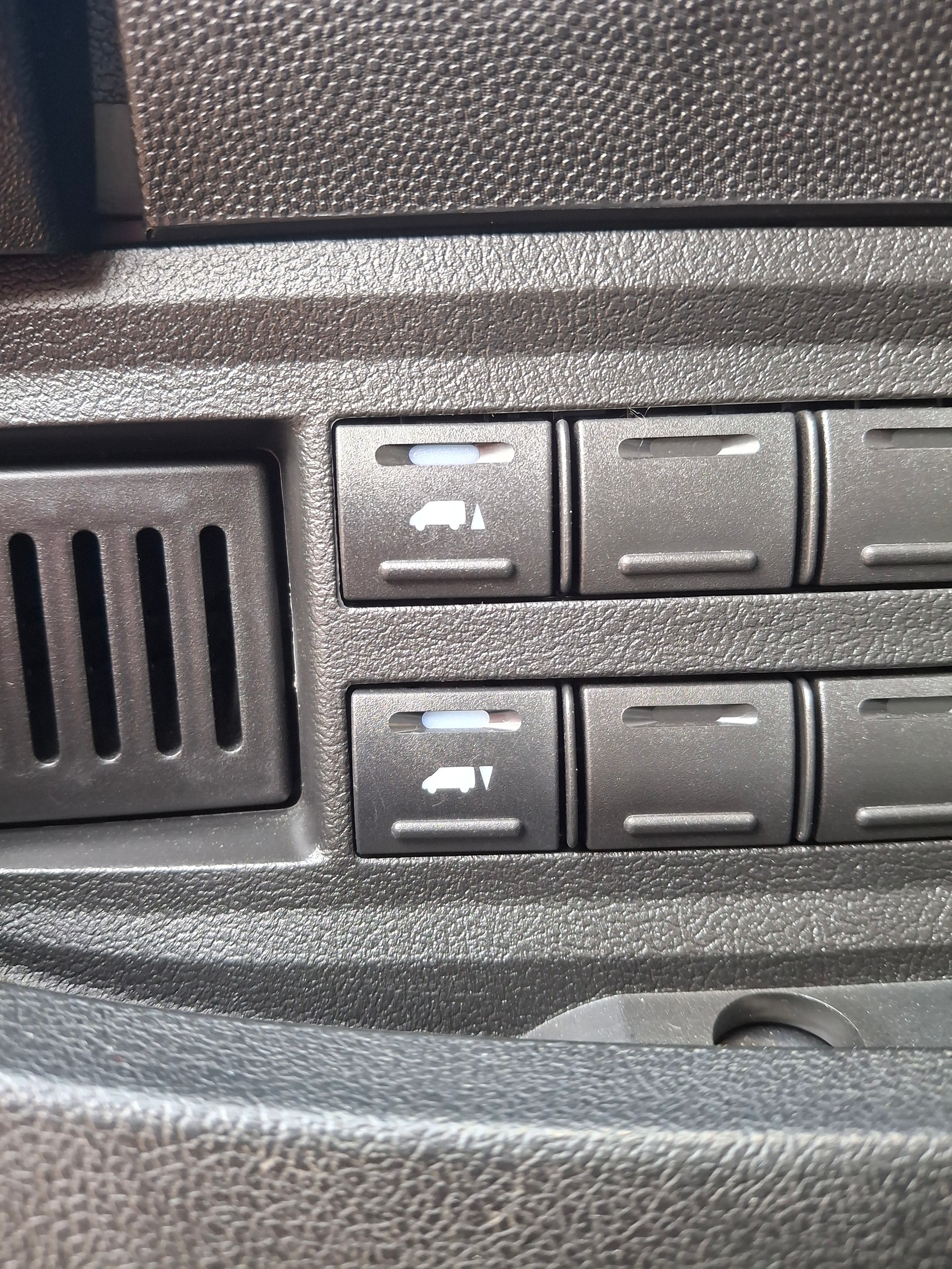 CITROEN 2.2 HDI 150 Attraction-image-3