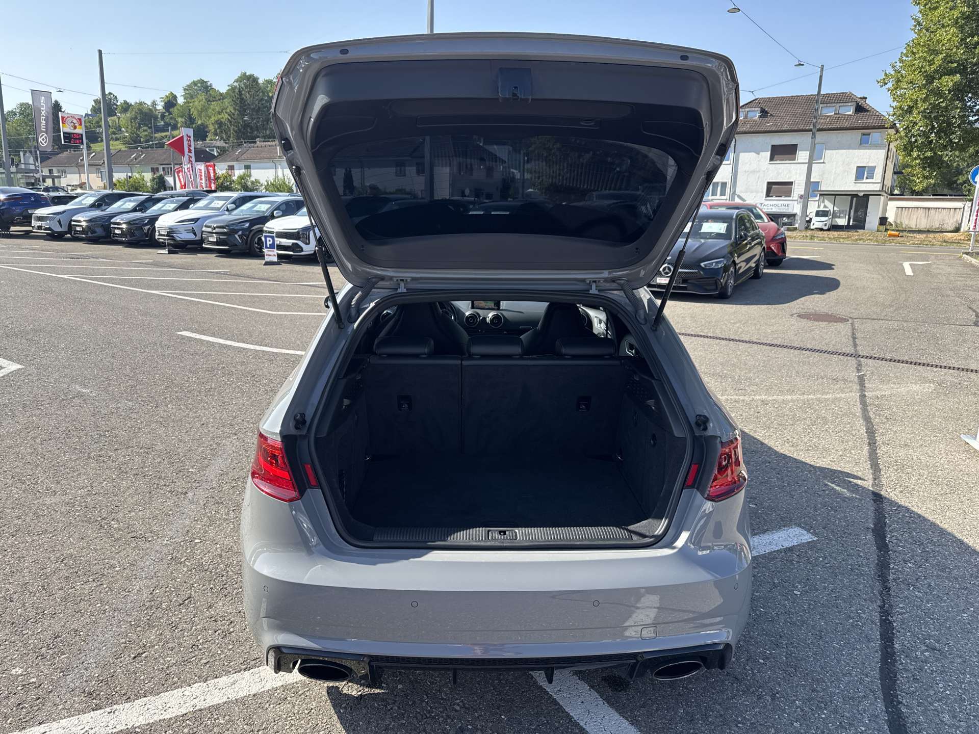 AUDI RS3 2.5 TSi quattro 367PS S-Tronic Automat-image-7
